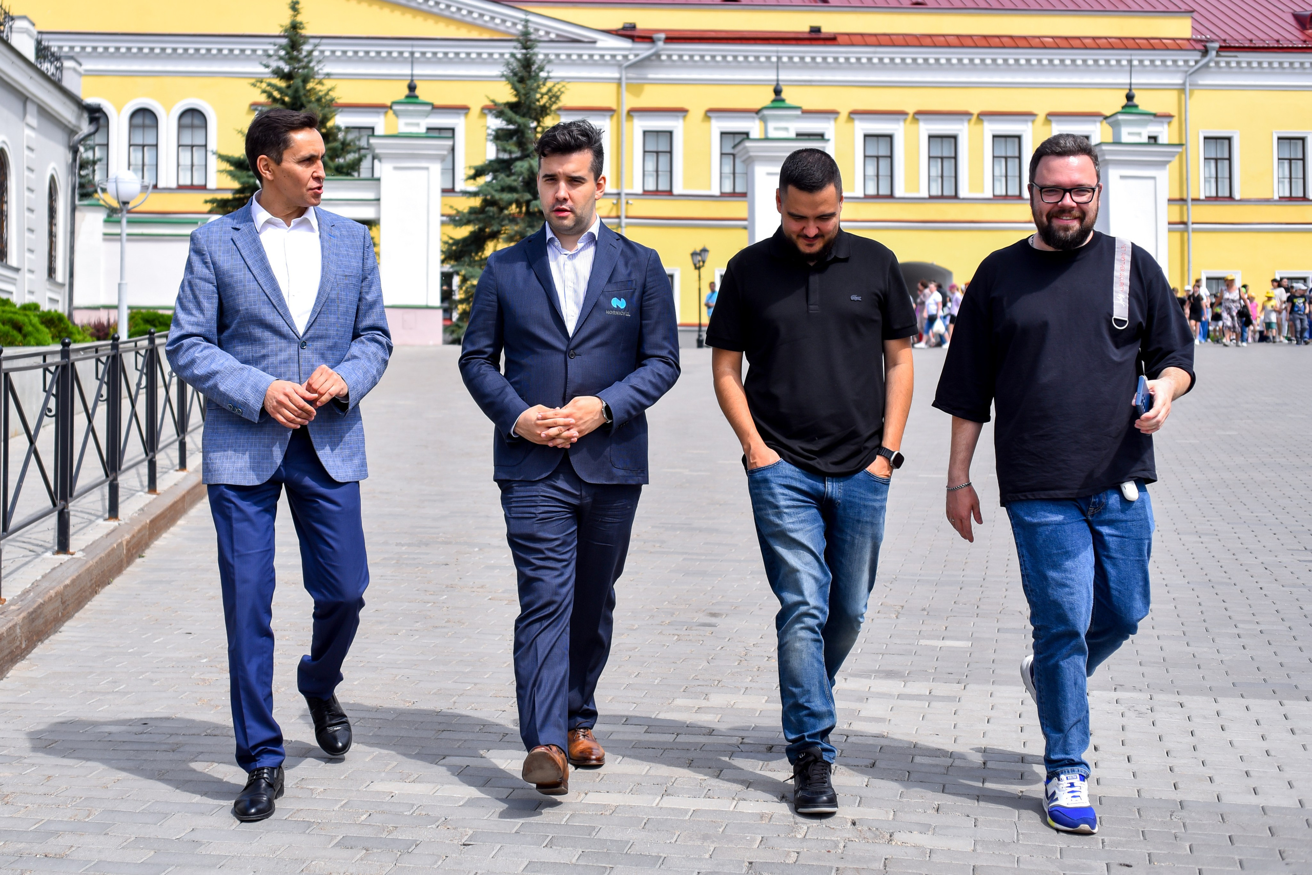 Ян Непомнящий, пресс-подход. Спортивный и репортажный фотограф в Казани Вячеслав Сатонин