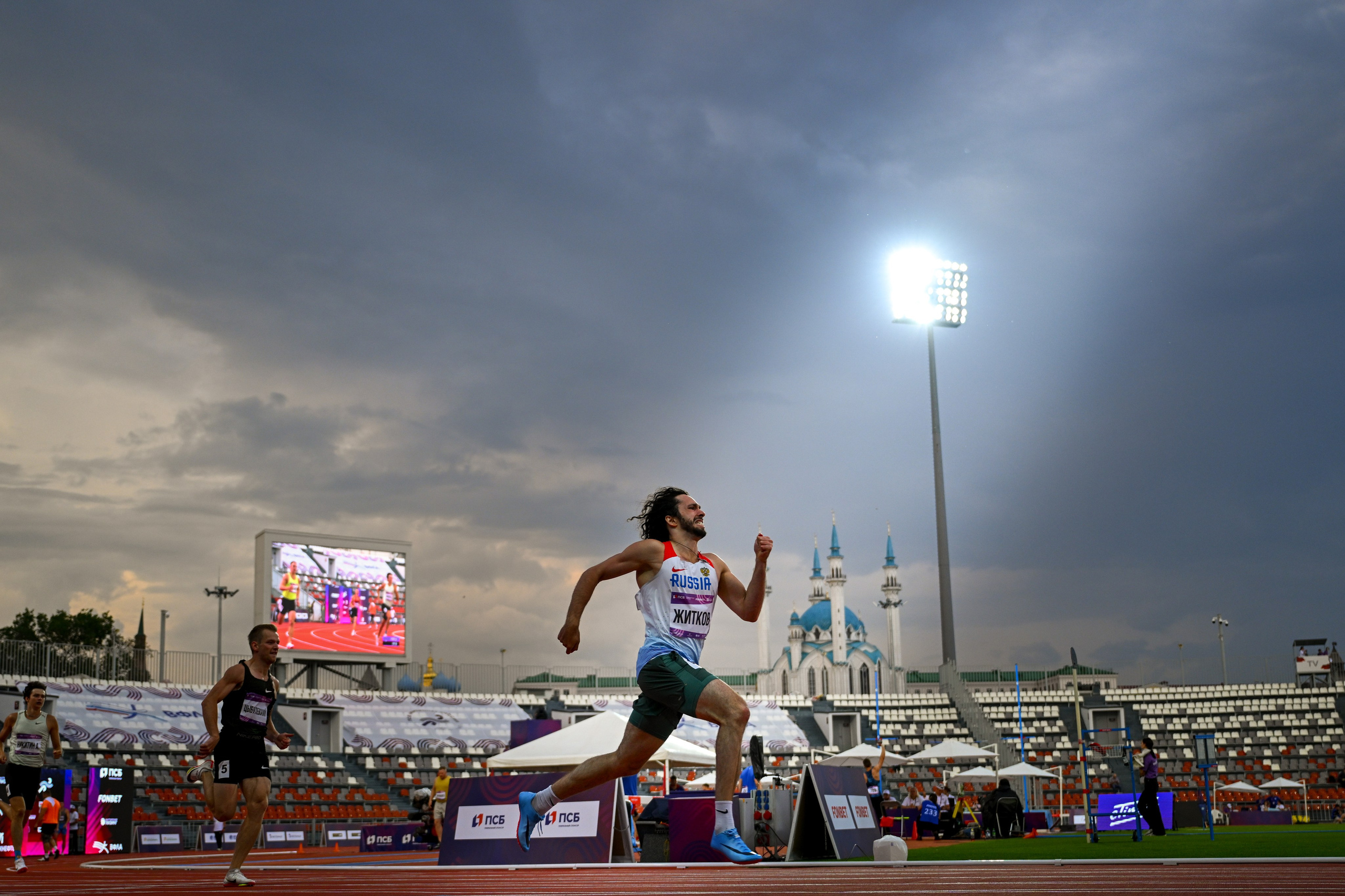 Спортивный фотограф в Казани. Спортивный и репортажный фотограф в Казани Вячеслав Сатонин