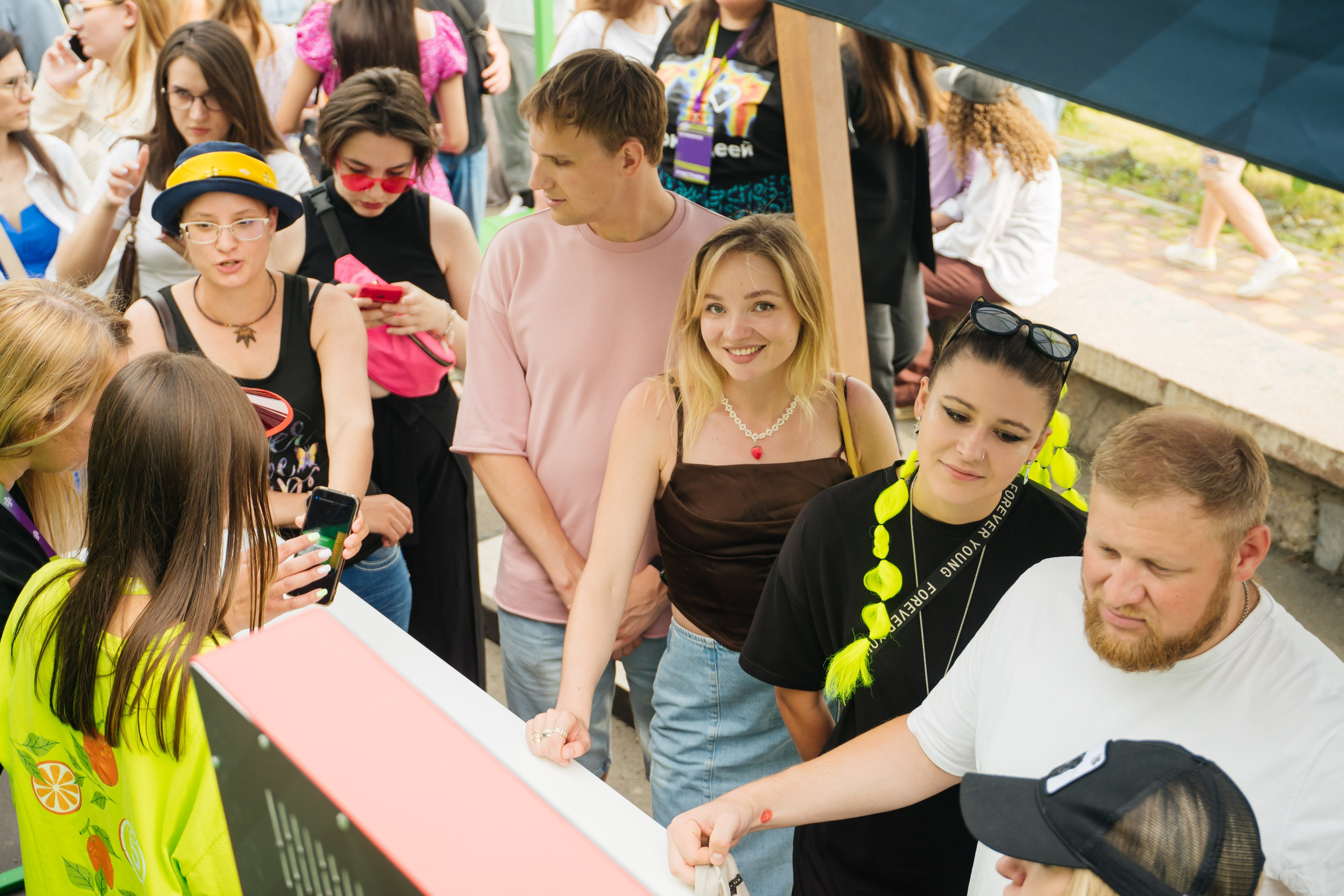 Пятерочка на VK фесте. Видеограф и Фотограф в Челябинске Ксения и Владимир Рюмины