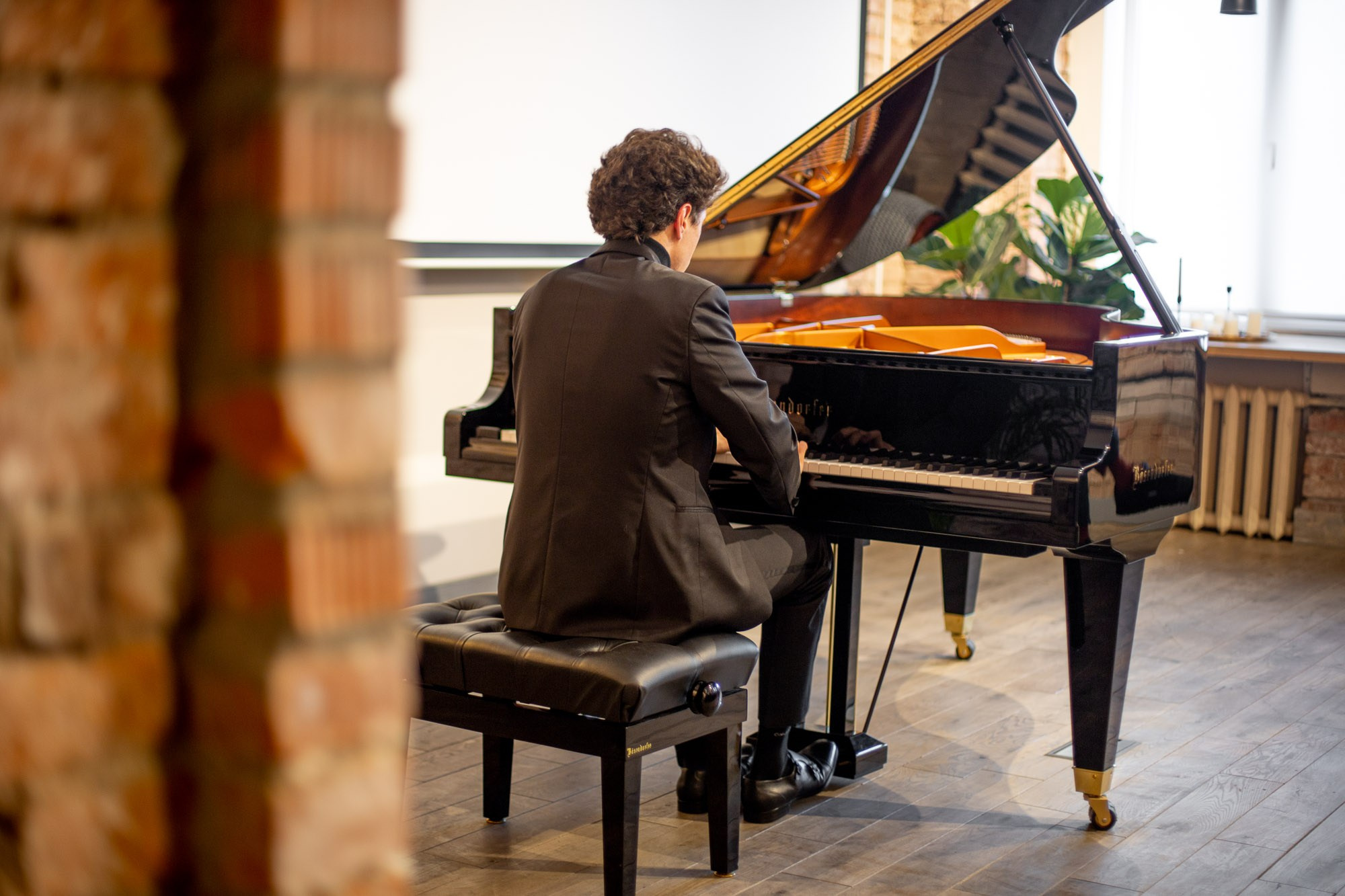 Константин Емельянов. SaGaFOTO.ru