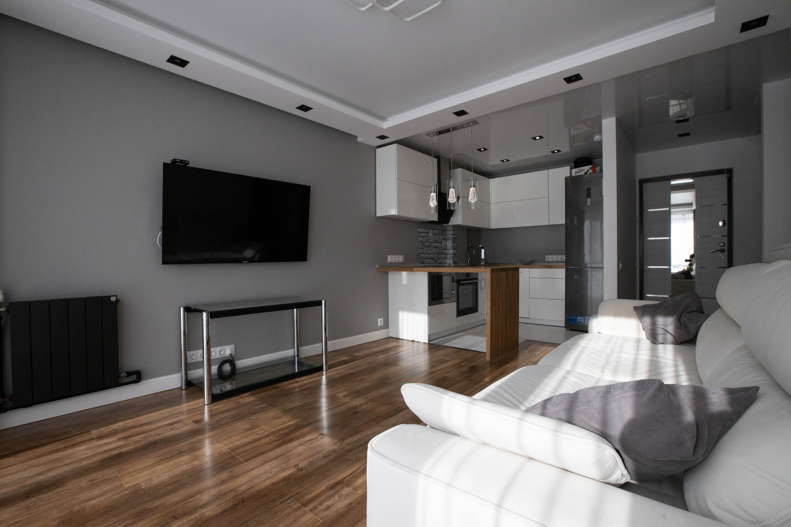 Apartments. Репортажный и свадебный фотограф во Владивостоке Максим Цой