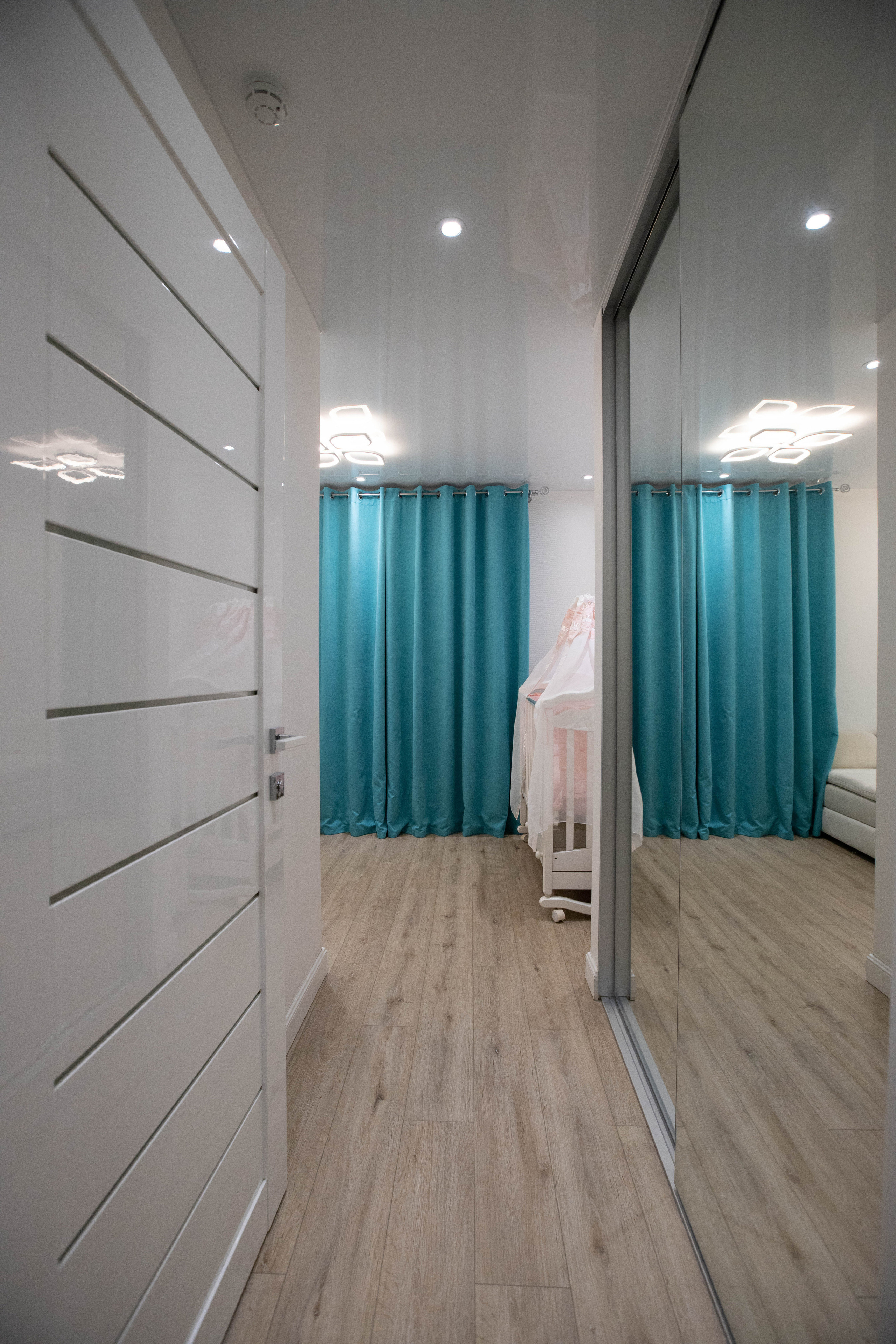 Apartments. Репортажный и свадебный фотограф во Владивостоке Максим Цой