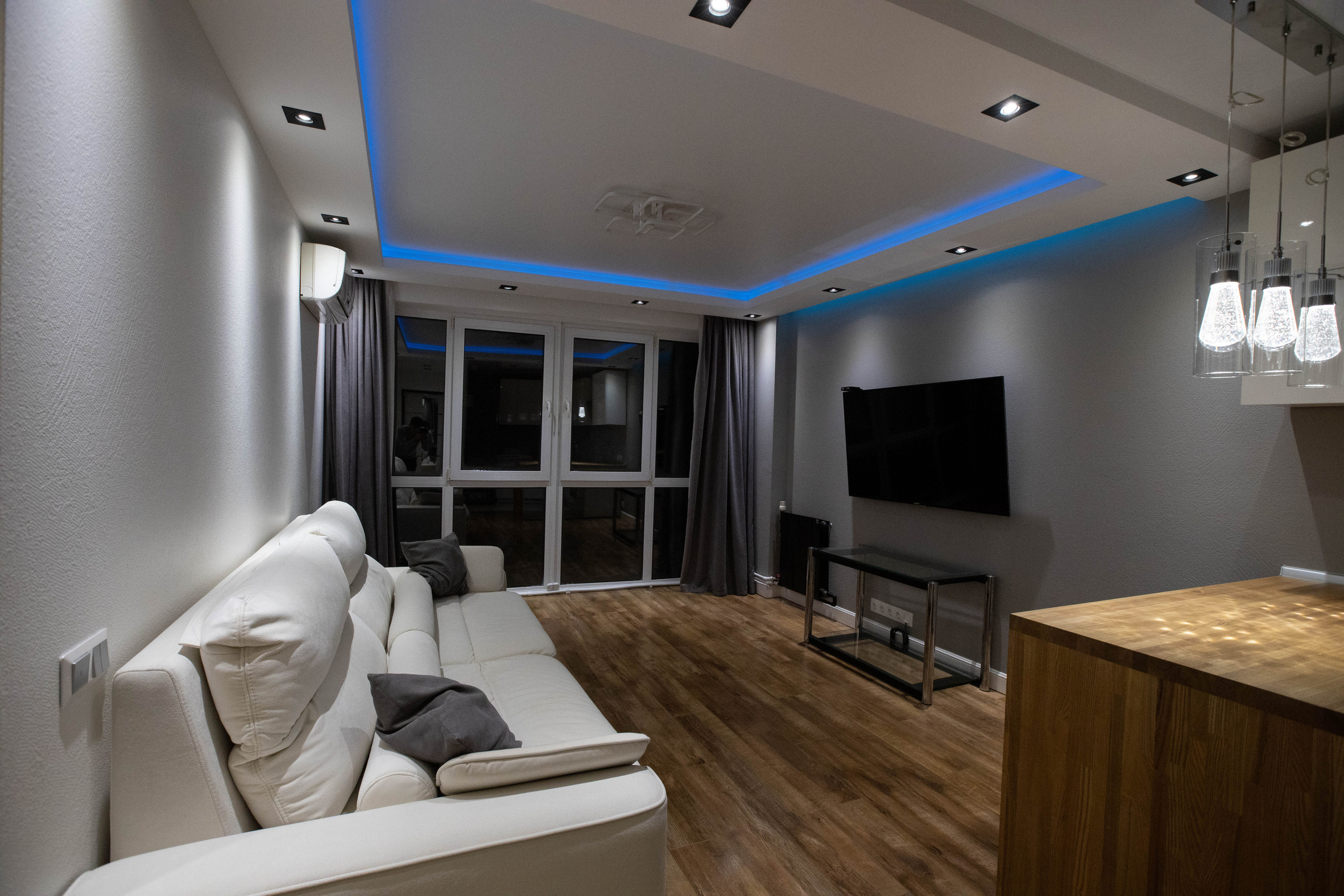 Apartments. Репортажный и свадебный фотограф во Владивостоке Максим Цой