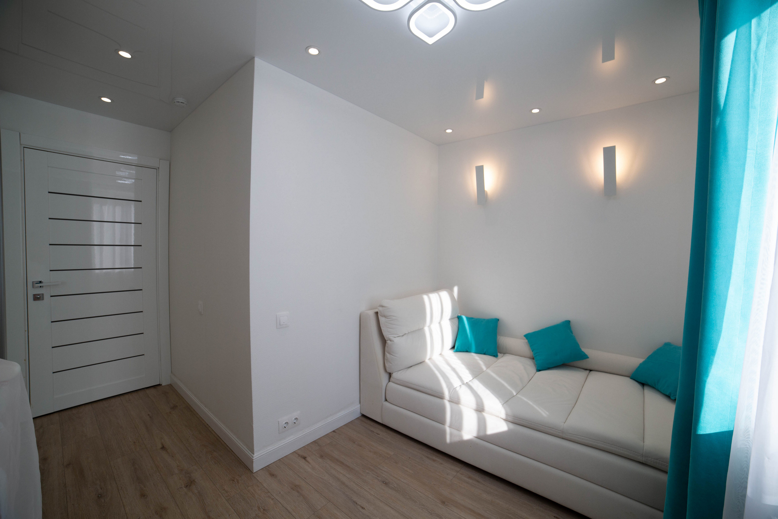 Apartments. Репортажный и свадебный фотограф во Владивостоке Максим Цой