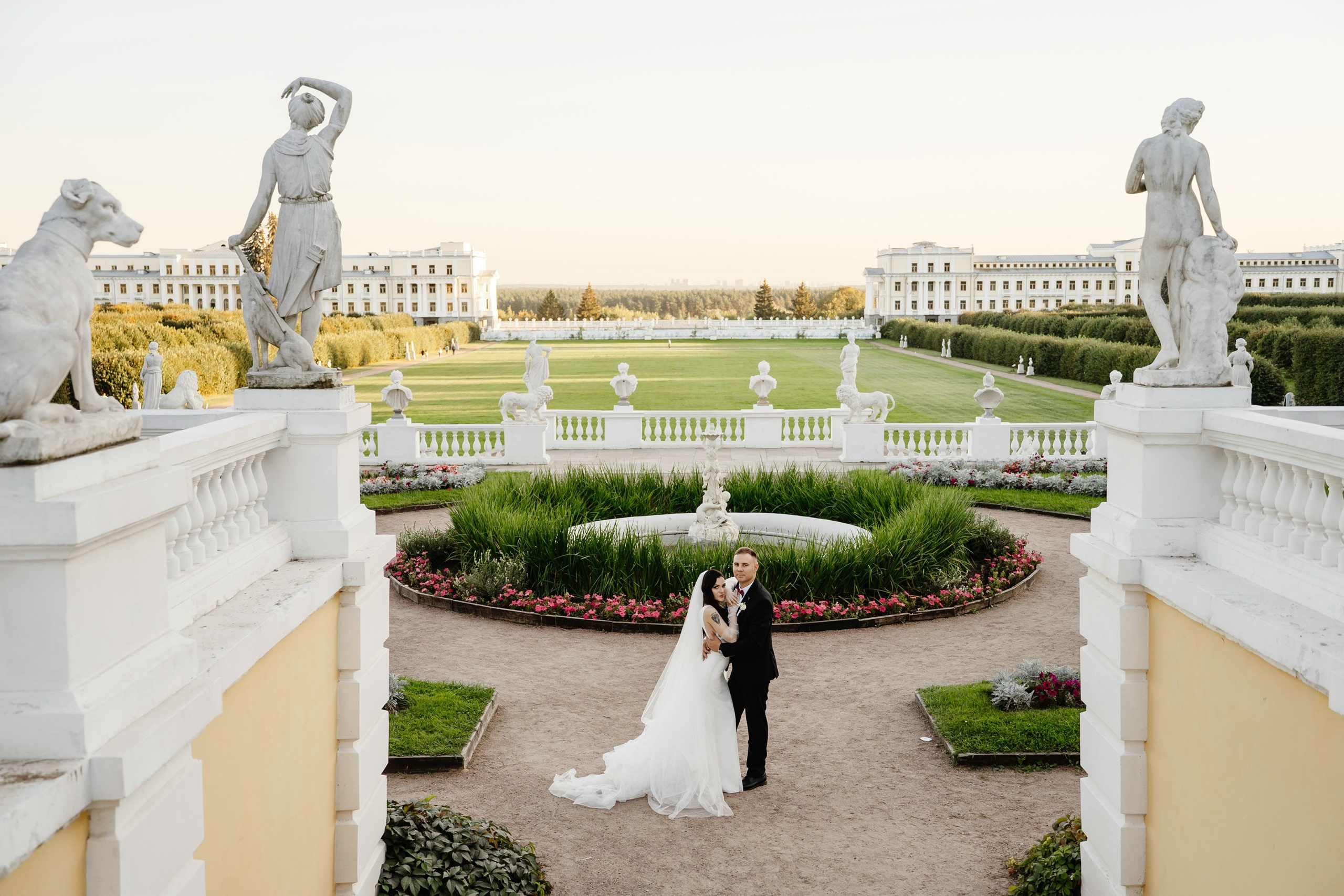 Свадьба в усадьбе Архангельское. Свадебный и семейный фотограф в Москве Светлана Зоткина