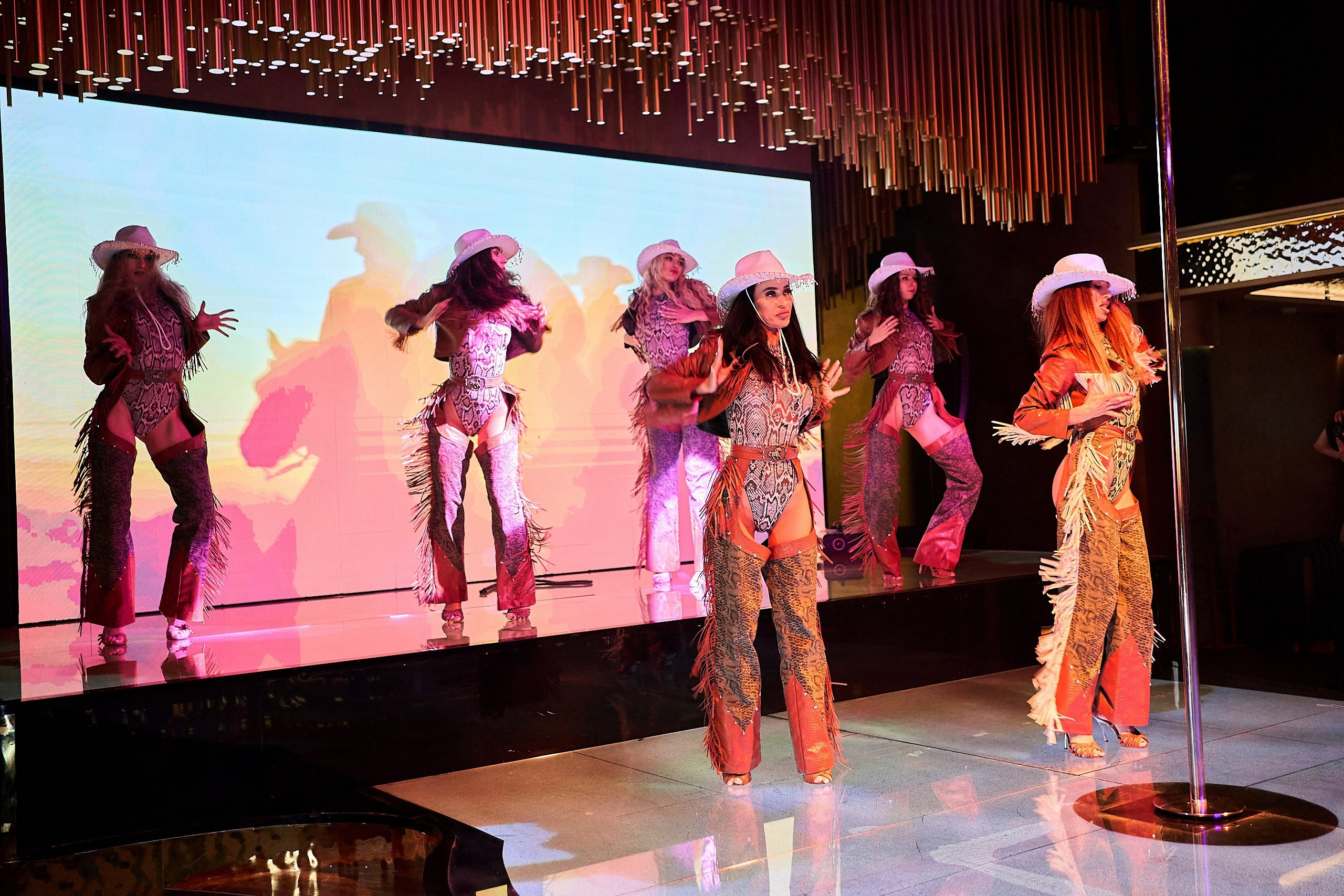 HEFNER MOSCOW CLUB. Фотограф и Видеограф в Москве. Олег Корушев