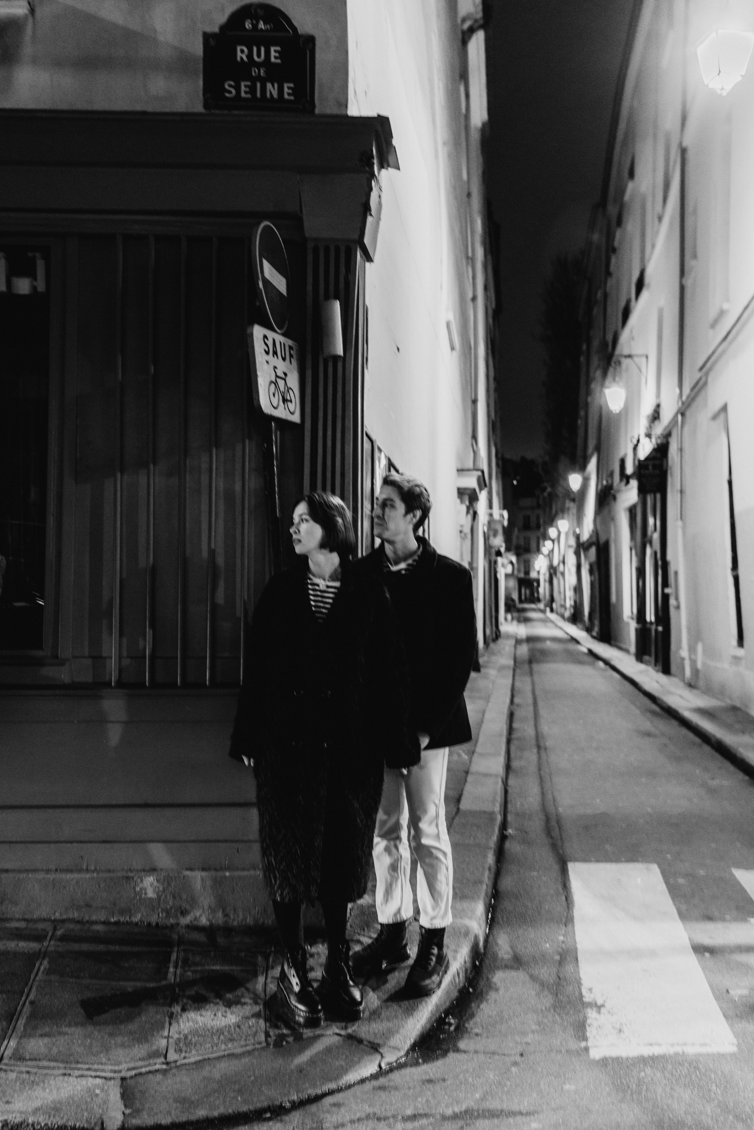 Why am I so crazy about her. Photographer in Paris