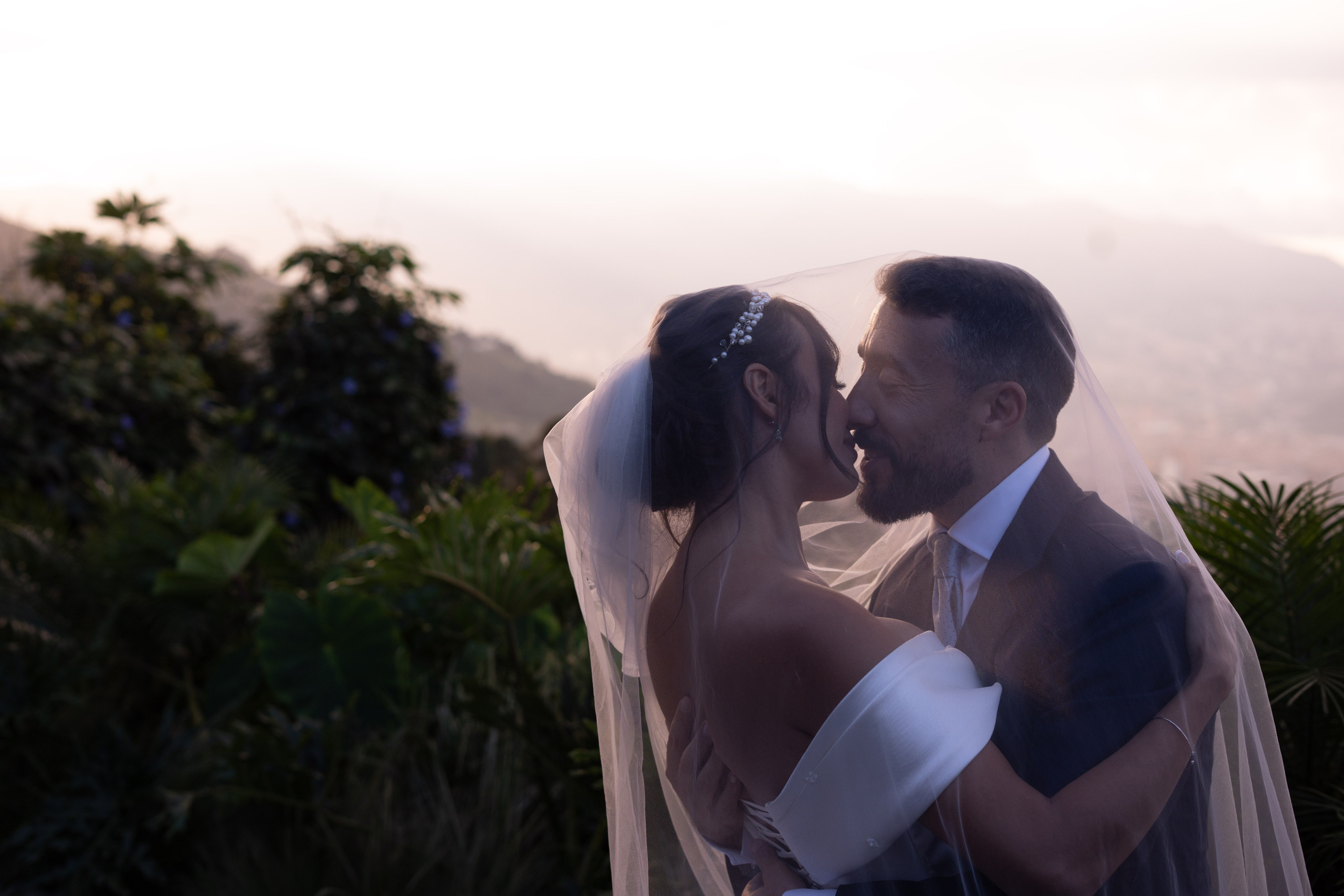 Natalia and Germano. Wedding Photographer in Barcelona and Medellin