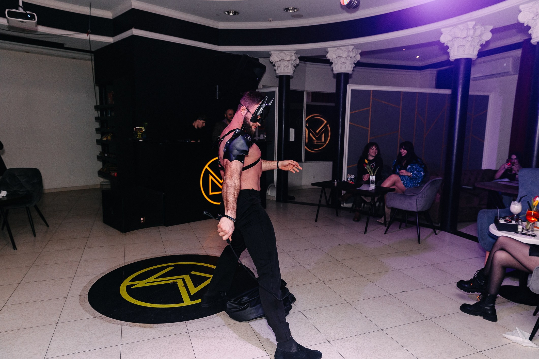 8 марта в лаунж-баре Major 2024. Свадебный, семейный и детский фотограф в Калининграде Елена Кравцова