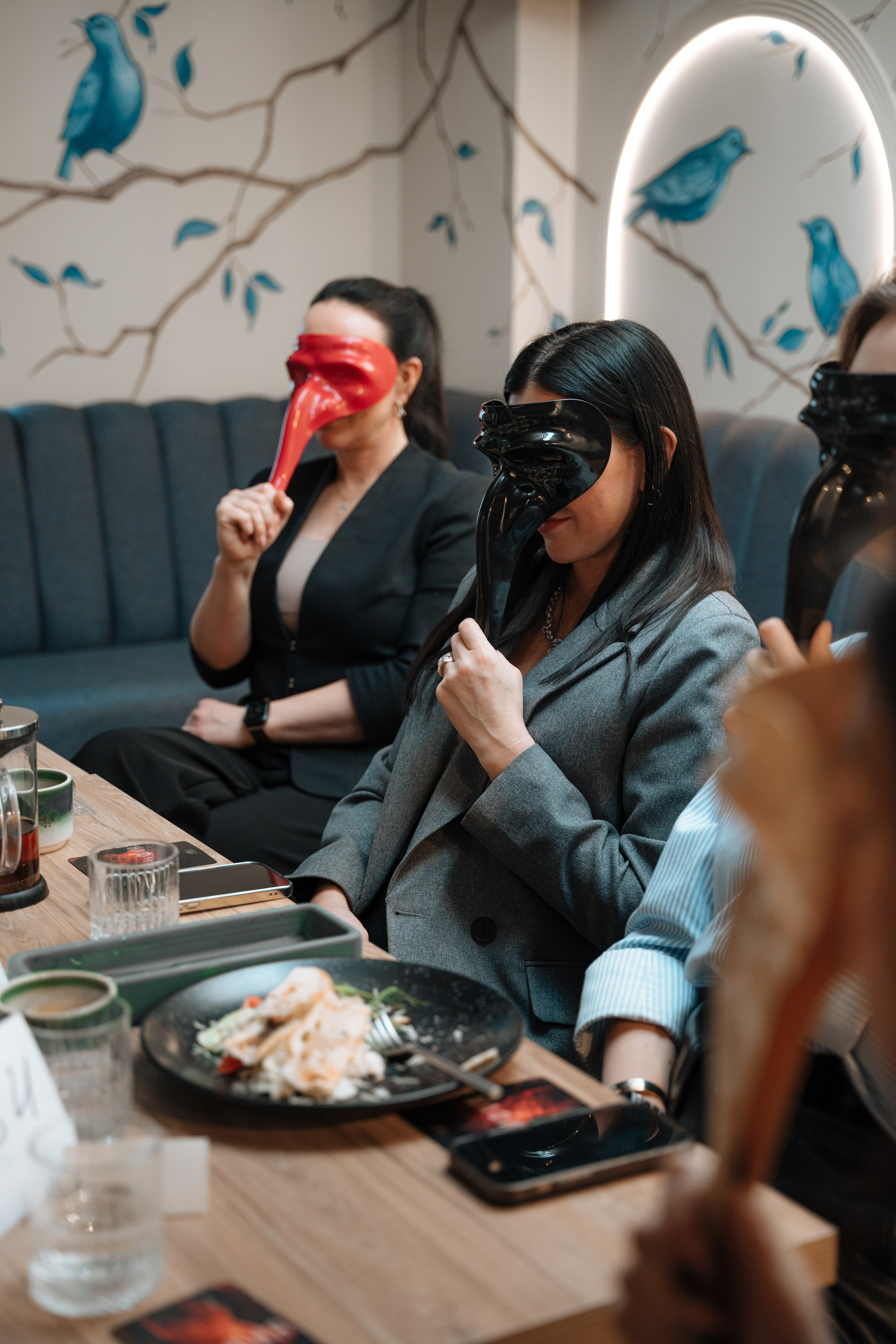 Мафия. Бар FINCH. ЖЕНСКИЙ КЛУБ LAXMI. Портретный фотограф в Санкт-Петербурге Дмитриева Наталия