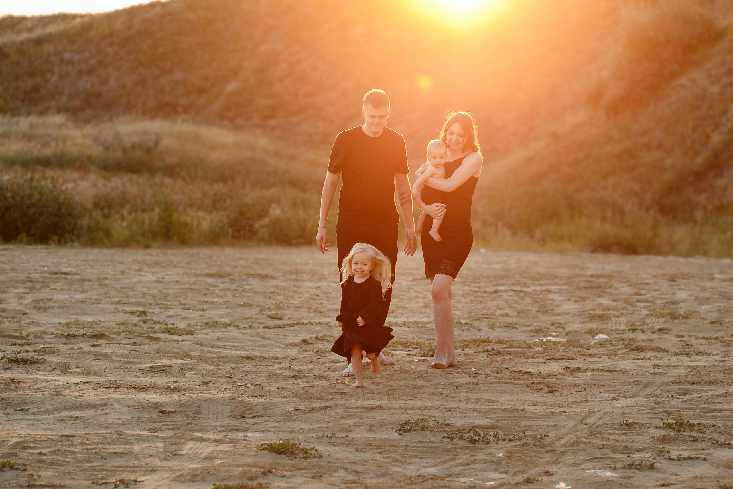 Закат в карьере. Семейный фотограф в Саратове Юлия Охотникова