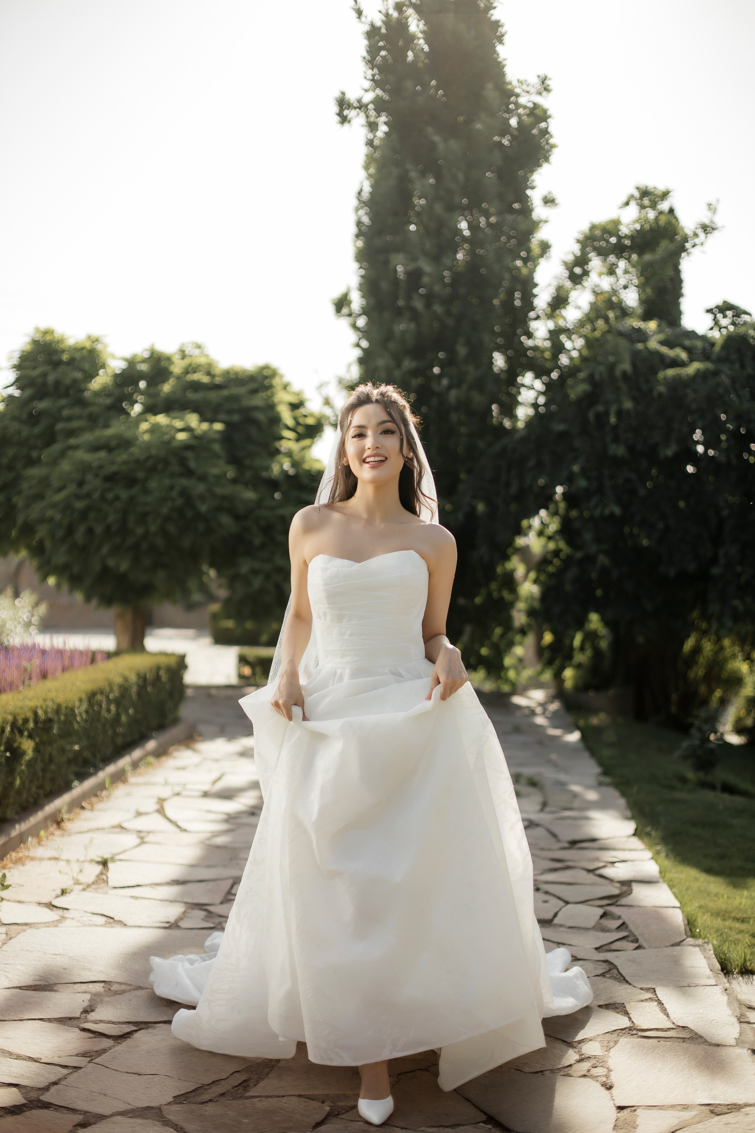 B & A. Медиа продакшн, свадебные съемки, история любви в Алматы