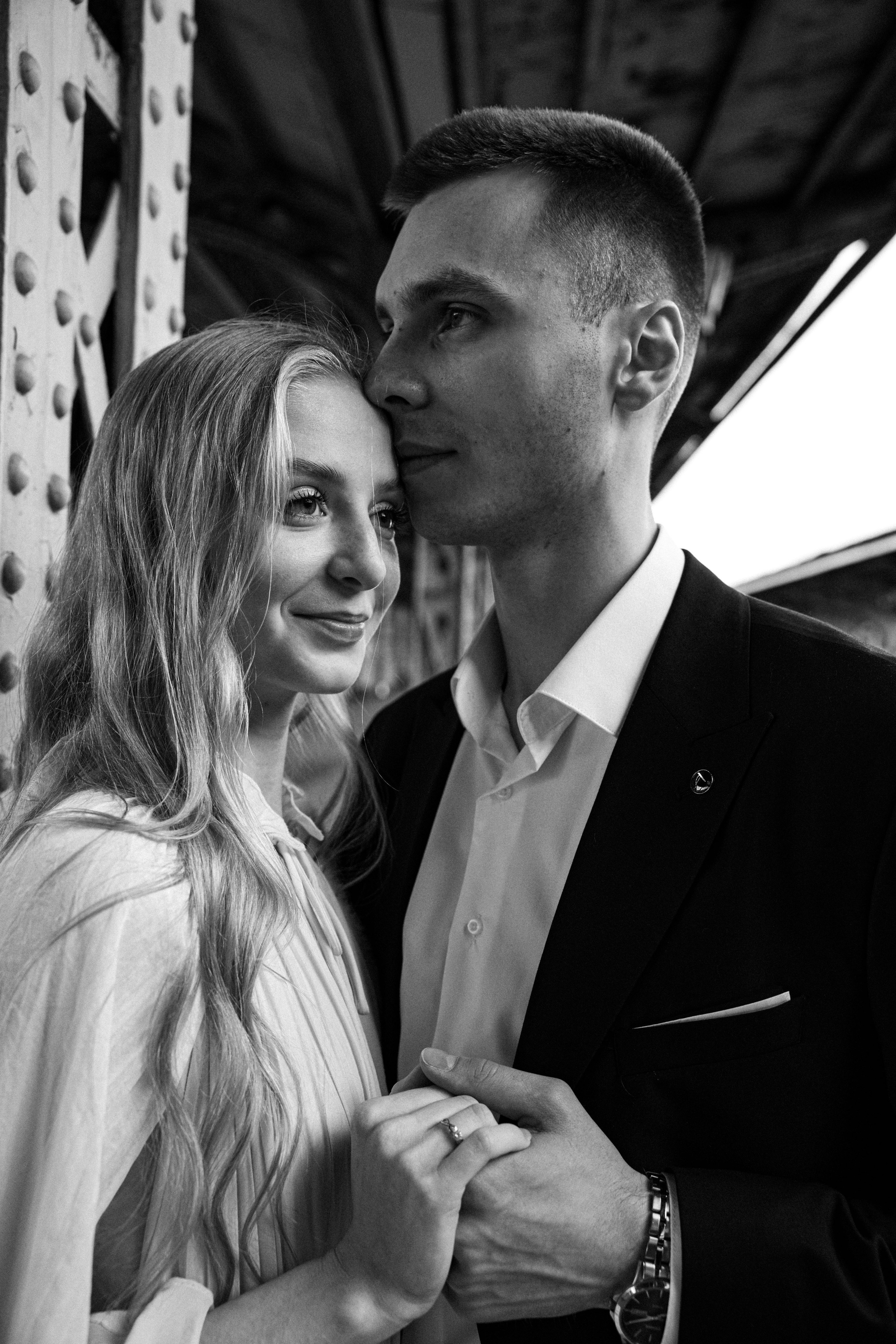 Даша и Константин Витебский вокзал. Фотограф/видеограф в Санкт-Петербурге Динара Гольдина