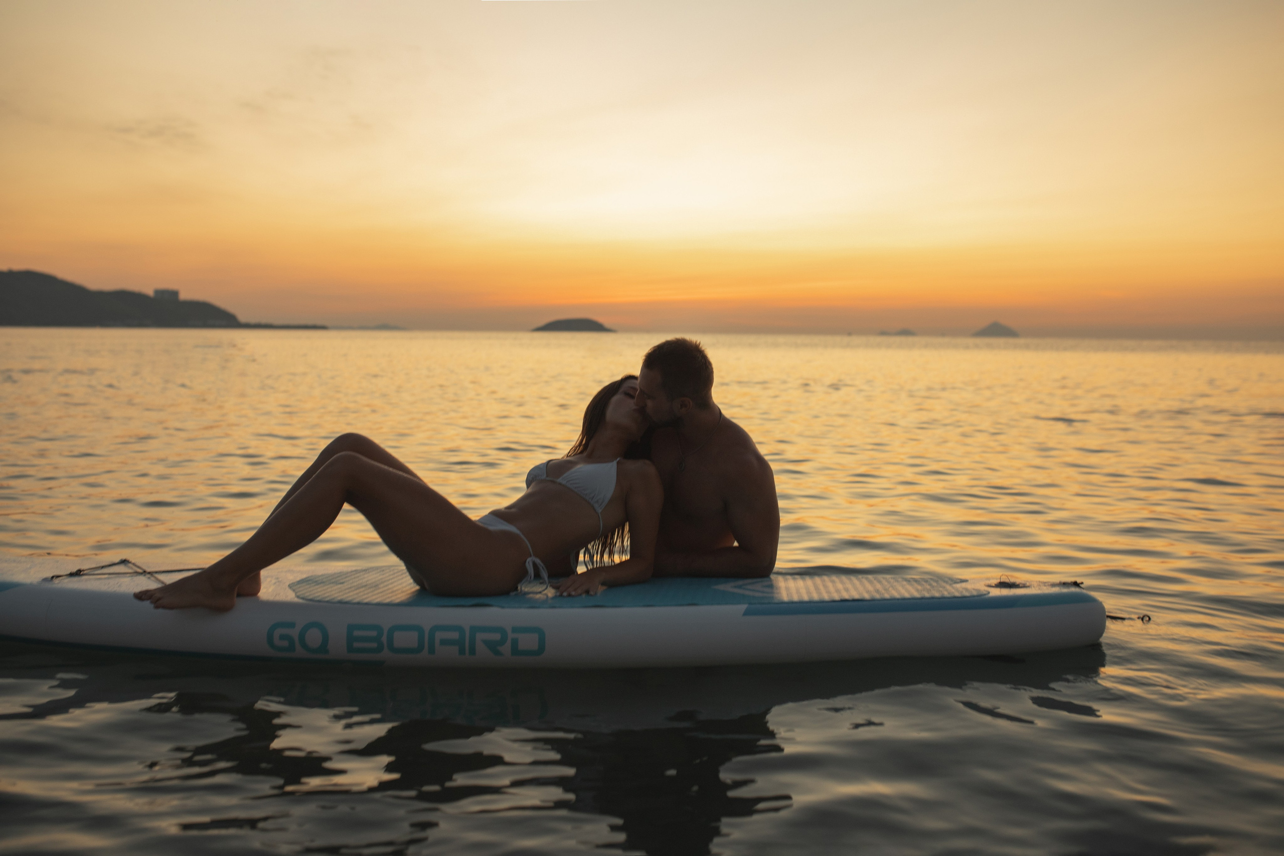 Рассветная прогулка на сапах Ярослав и Анастасия. Главная