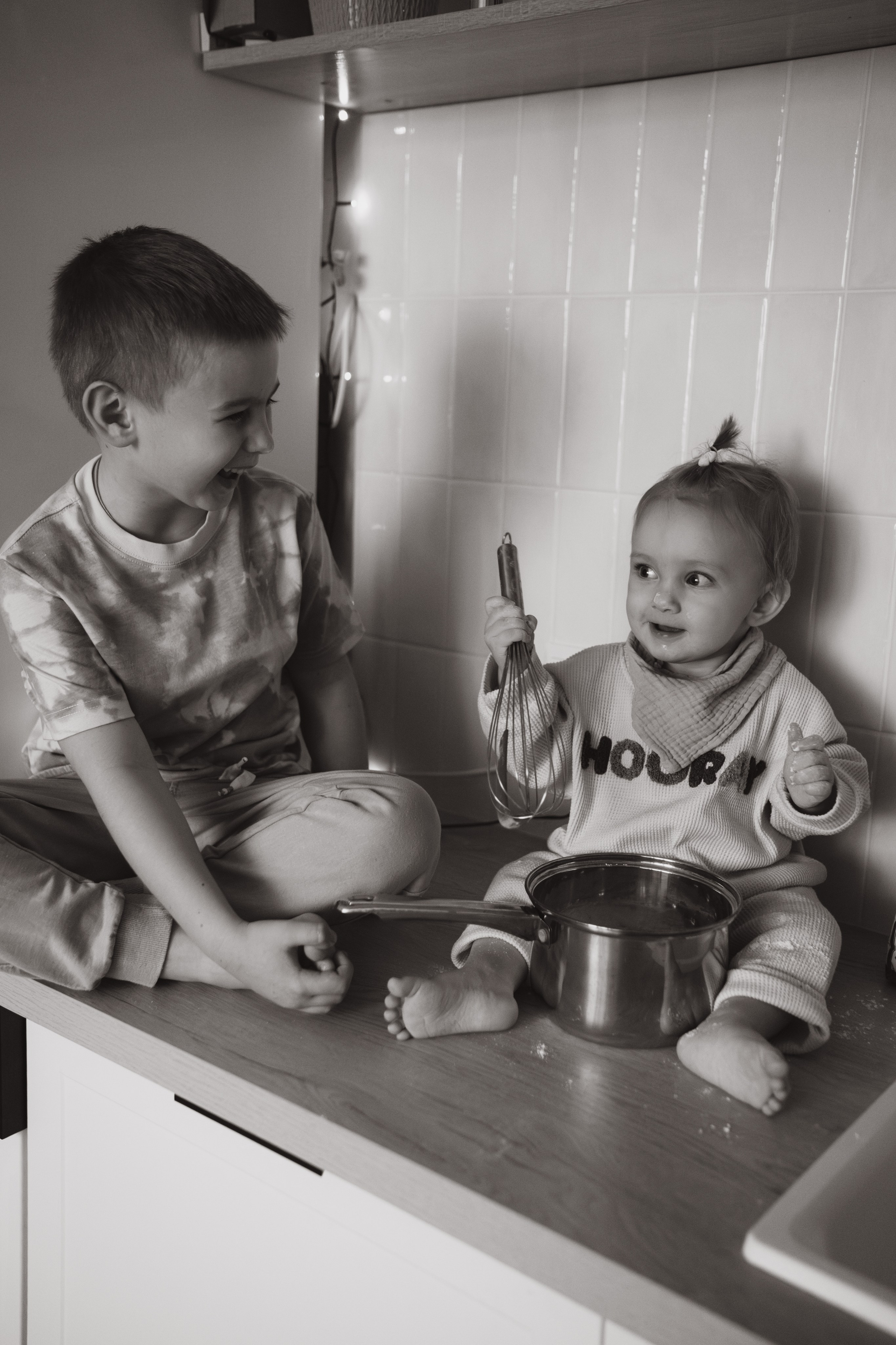 Анастасия, Ярослав и Асия