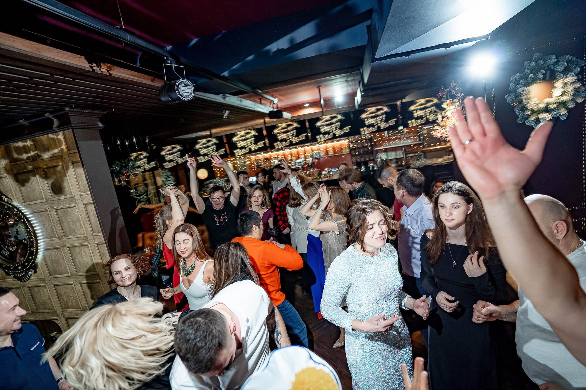 Новый год 2024 в Peoples. Сергей Кошкин. Репортажная и ивент-фотография в Сургуте