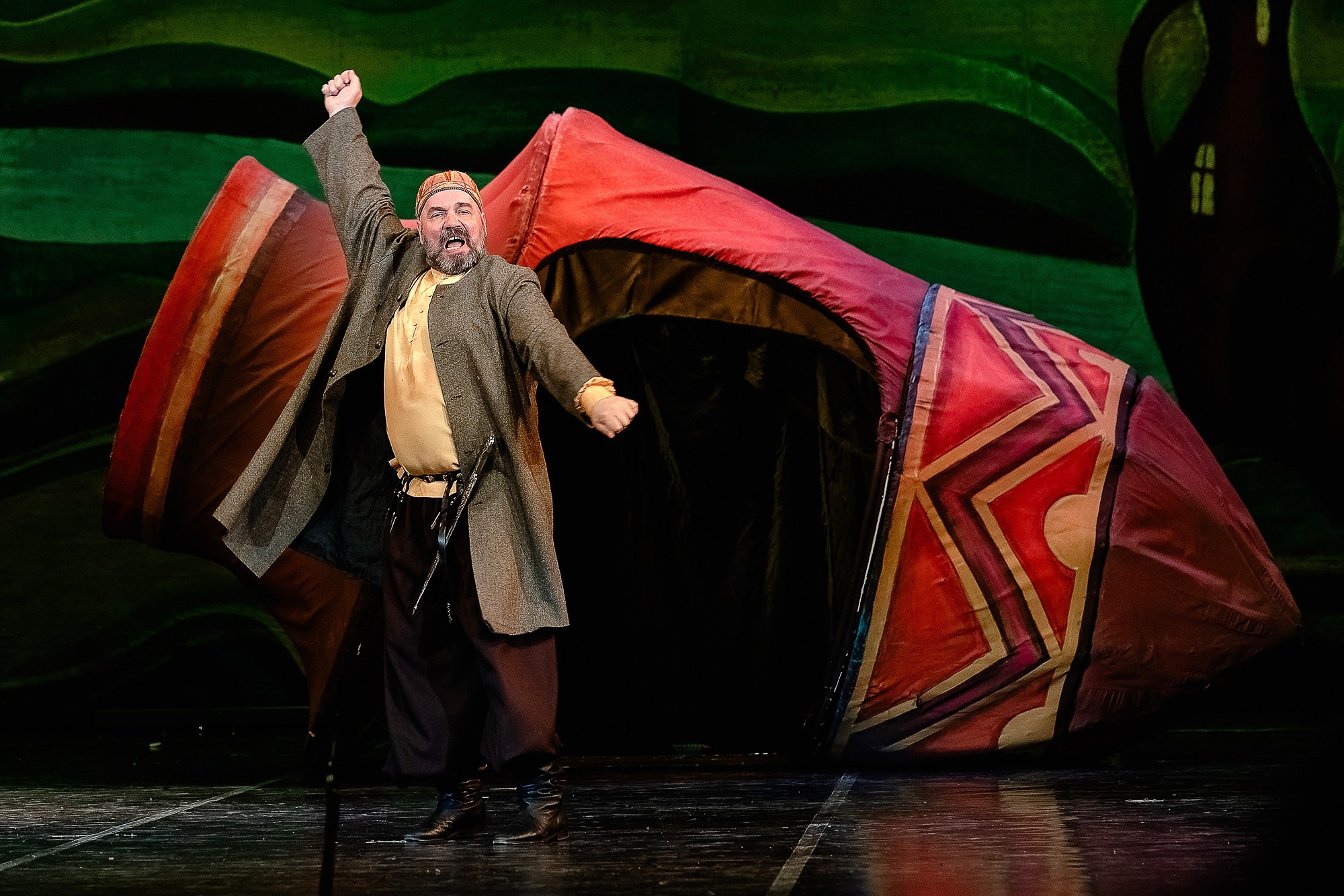 Театр оперы и балета им. Яушева. Музыкальная комедия «Ханума»