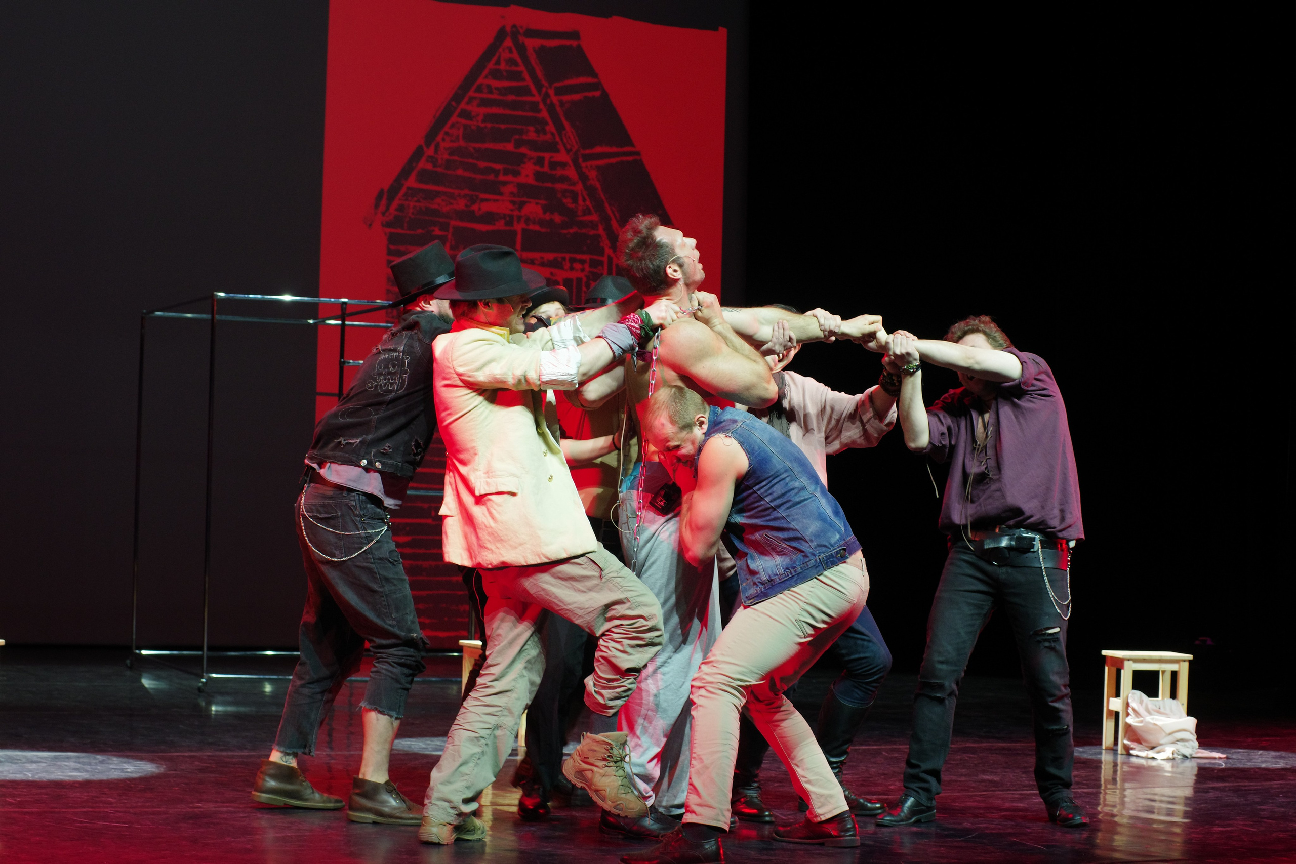 Театр И-Он, Люди и мыши. Семейный и детский фотограф Антон Зорин