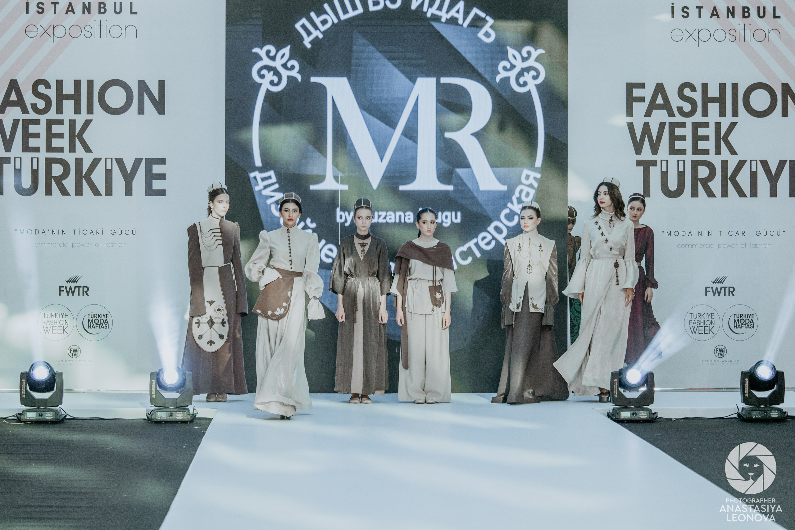 Fashion Week Türkiye [spring, 2025]. Anastasia Leonowa