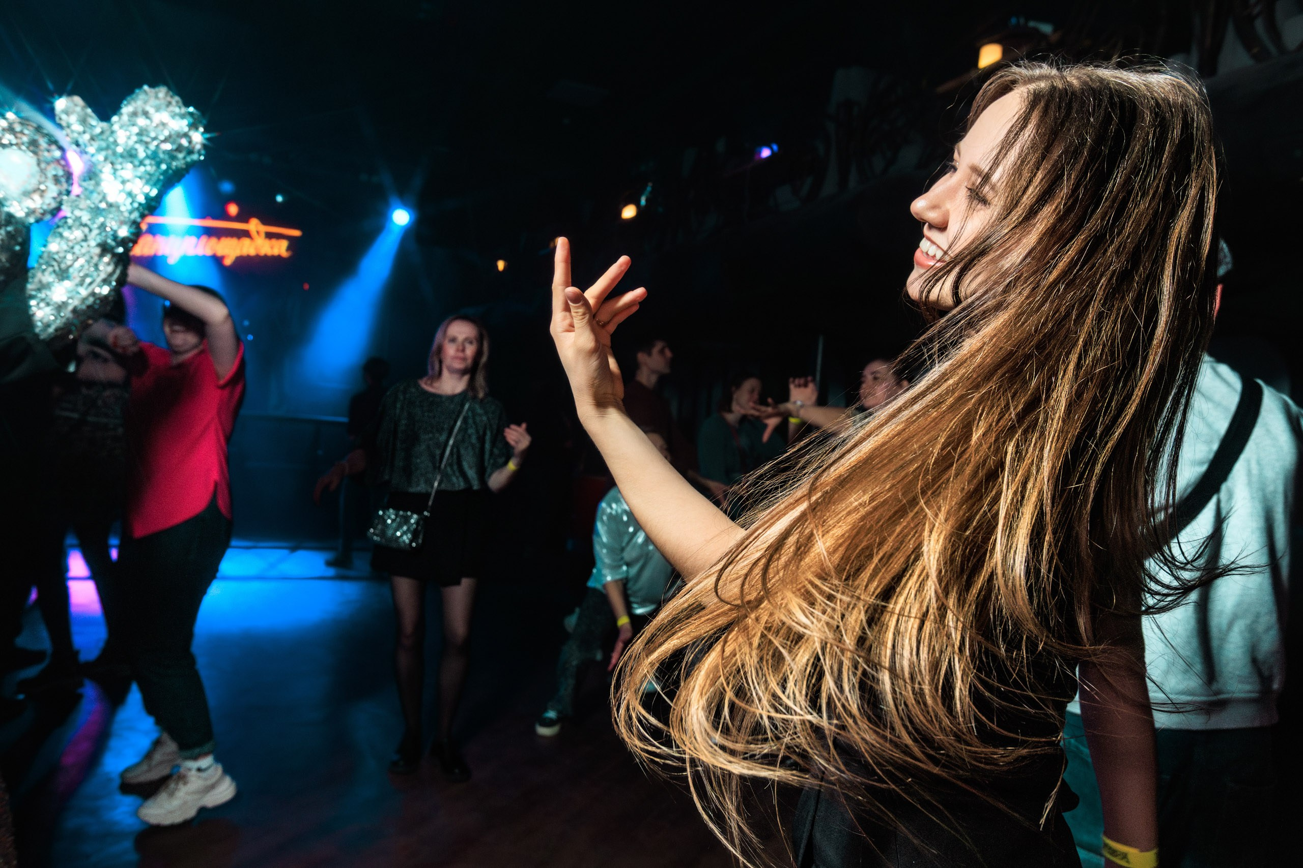 18.04.25 Танцплощадка. Репортажный фотограф Екатеринбург | Яркий, качественный репортаж | Концерты, клубы, репортаж, праздники, корпоративы