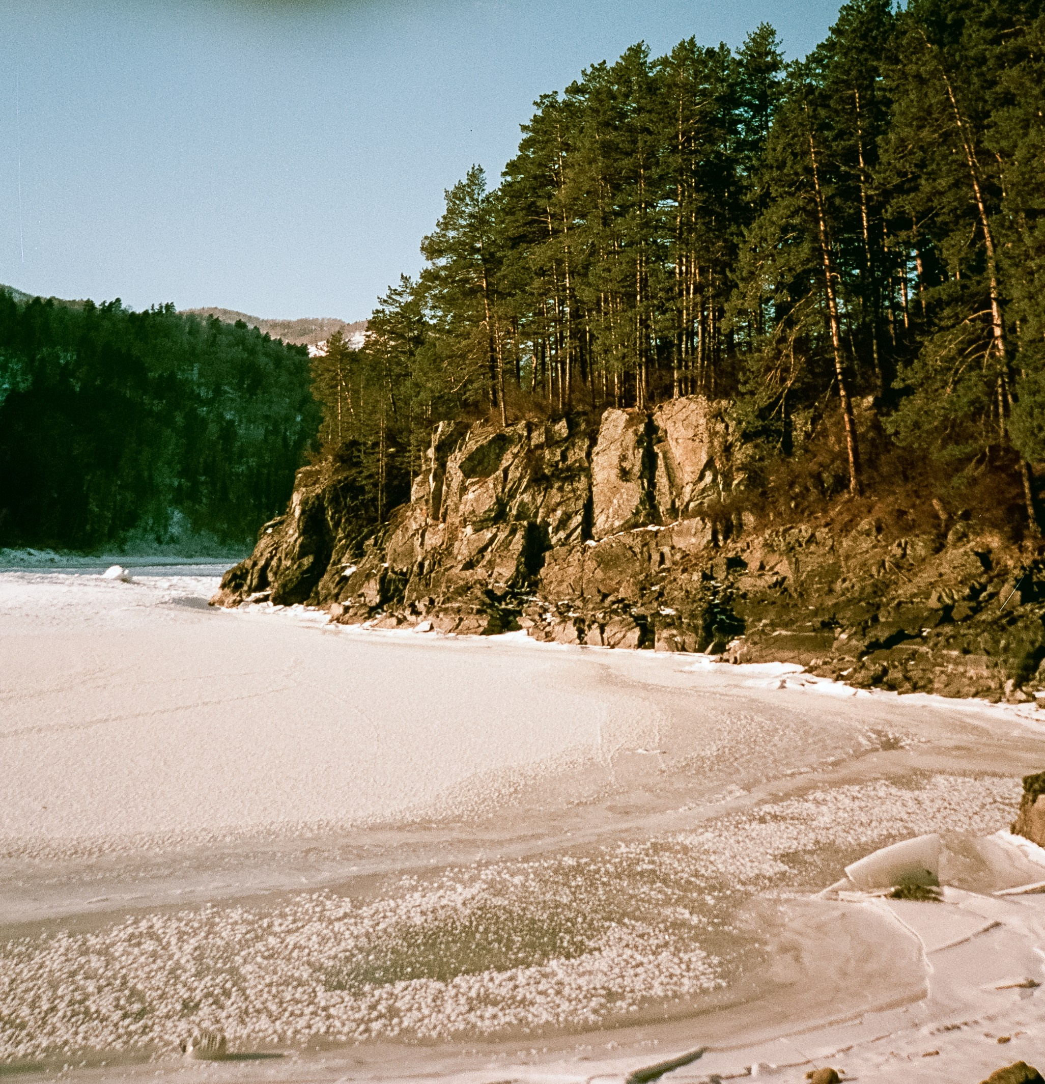 Кызыл-Таш / 11 декабря 2023 года (-25С)