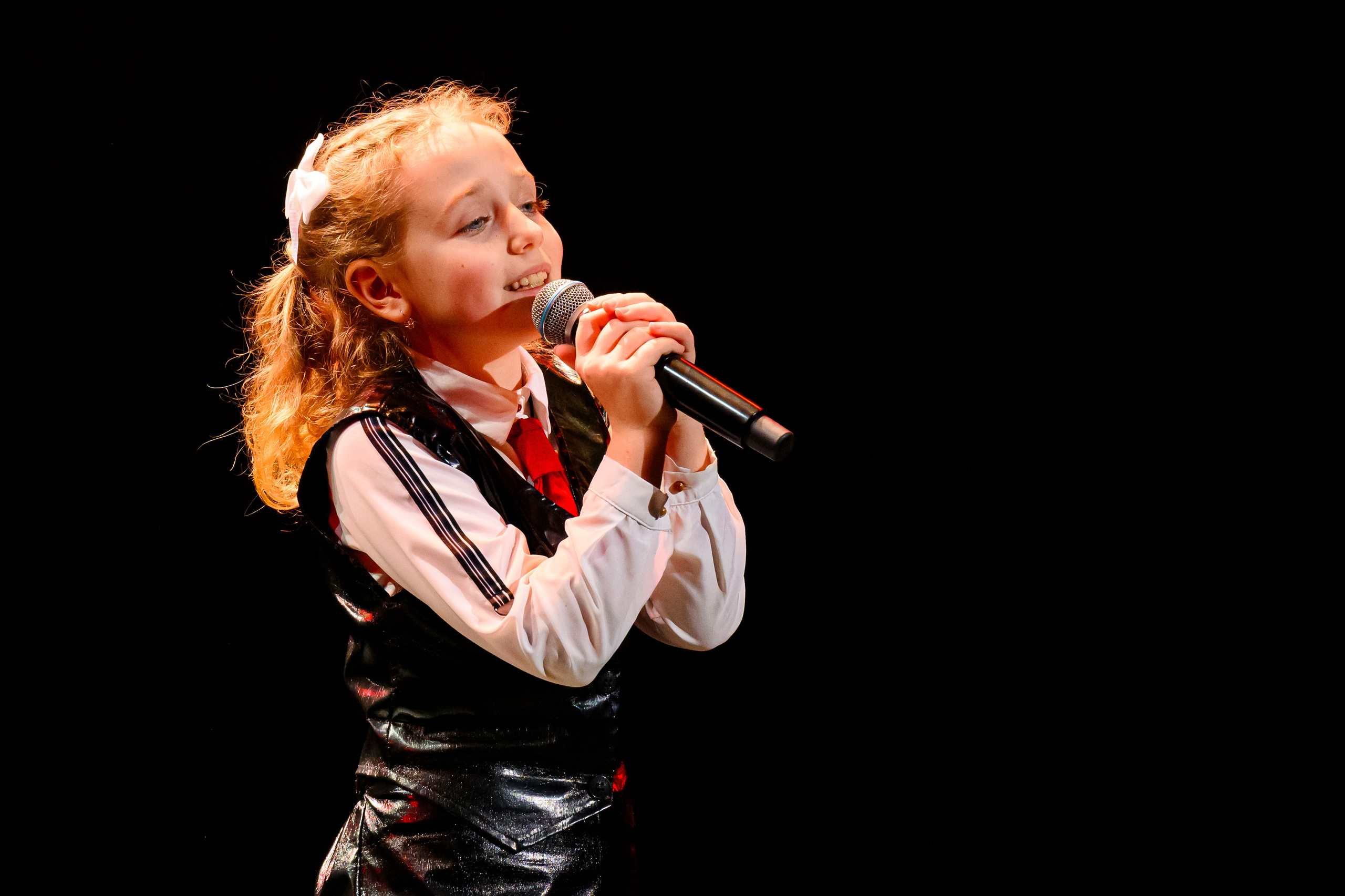 23 апреля, часть 1, БКЗ Октябрьский, г. Санкт-Петербург. Золотое яблочко