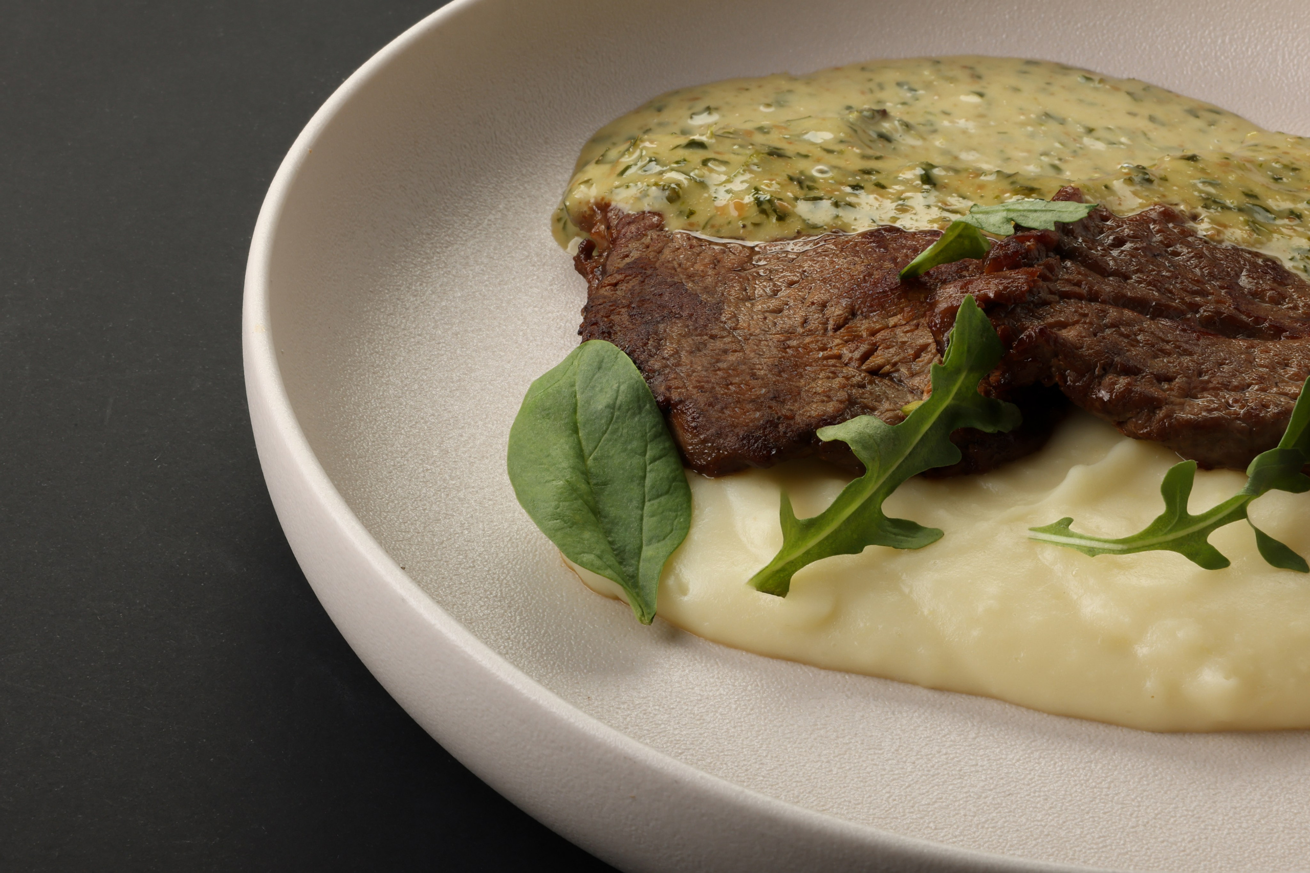 APPLEMANIA. Фотограф Самира Абдуллаева