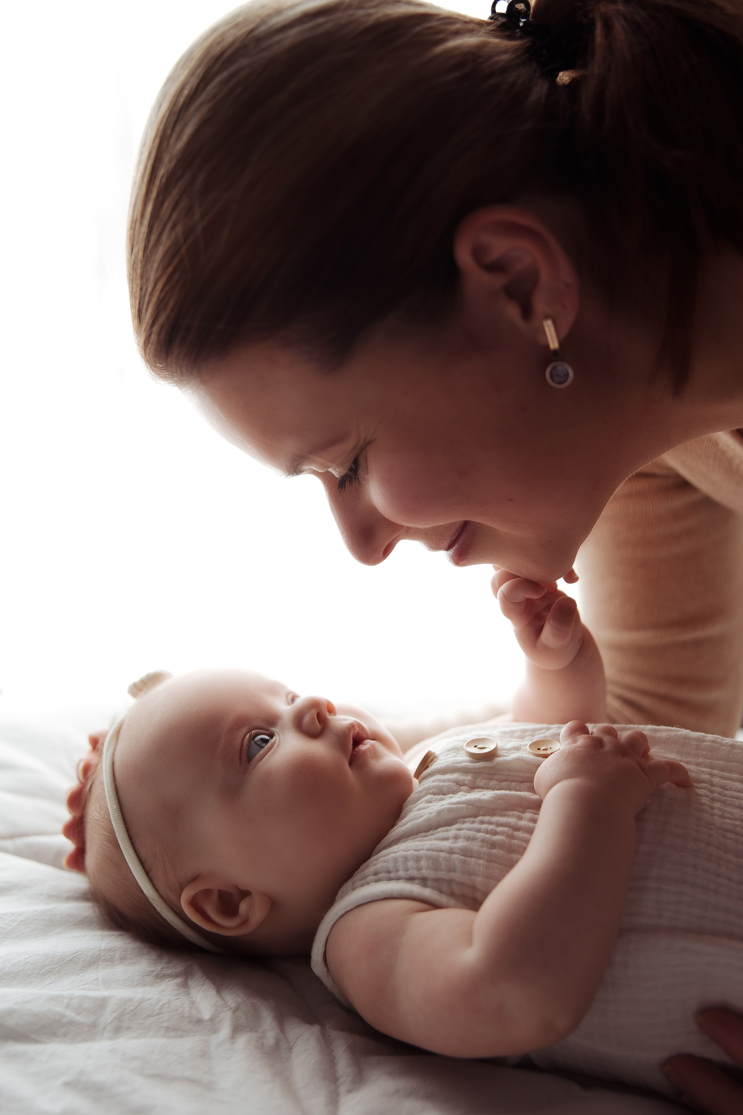 Мама и малыш. Фотограф беременности, новорожденных Москва. годики под ключ