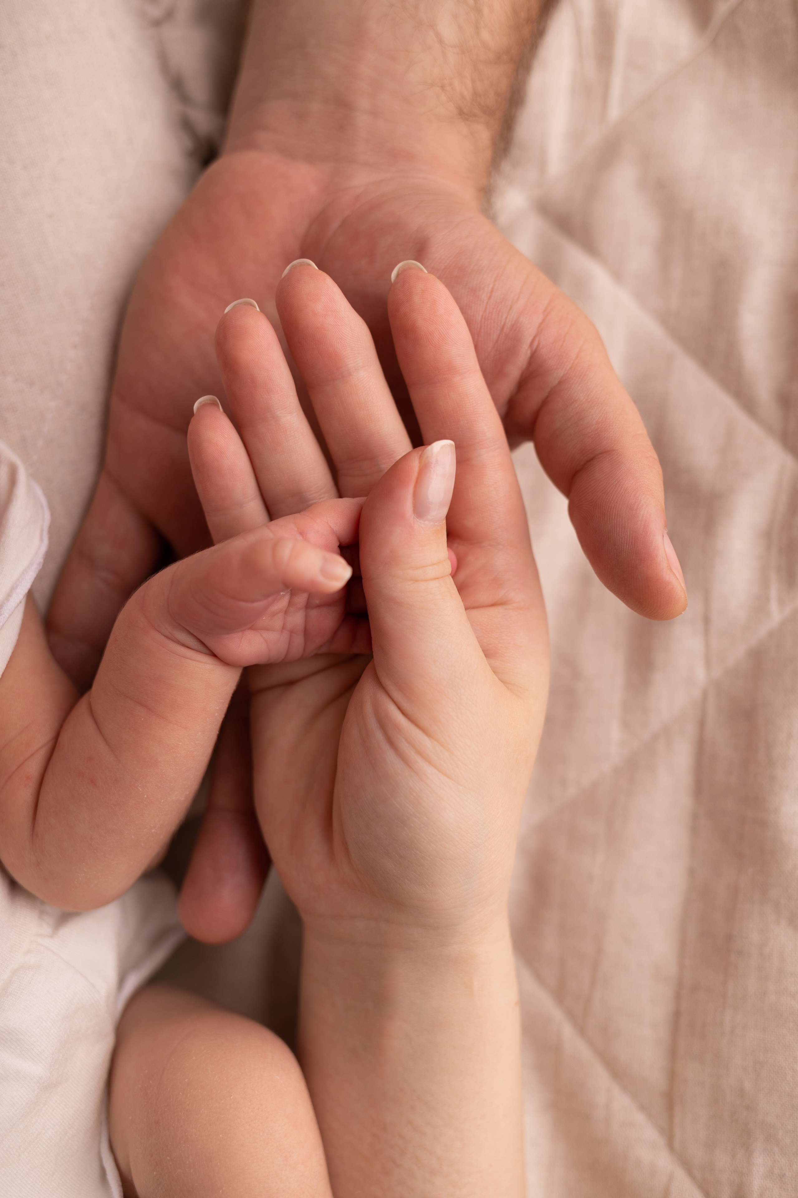 Newborn съемка в стиле Лайф. Фотограф новорожденных малышей в Омске и Омской области Эльвира Камаева