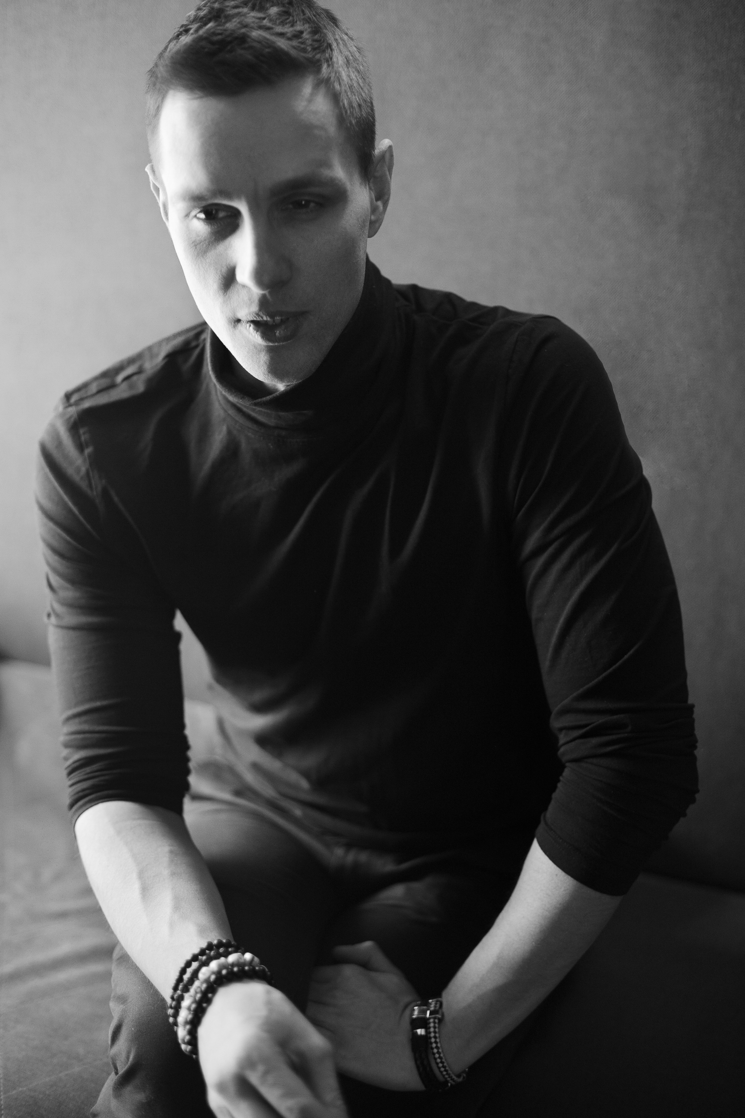 Илья Ларионов. иллюзионист. Психолог с фотоаппаратом Зимина Оксана