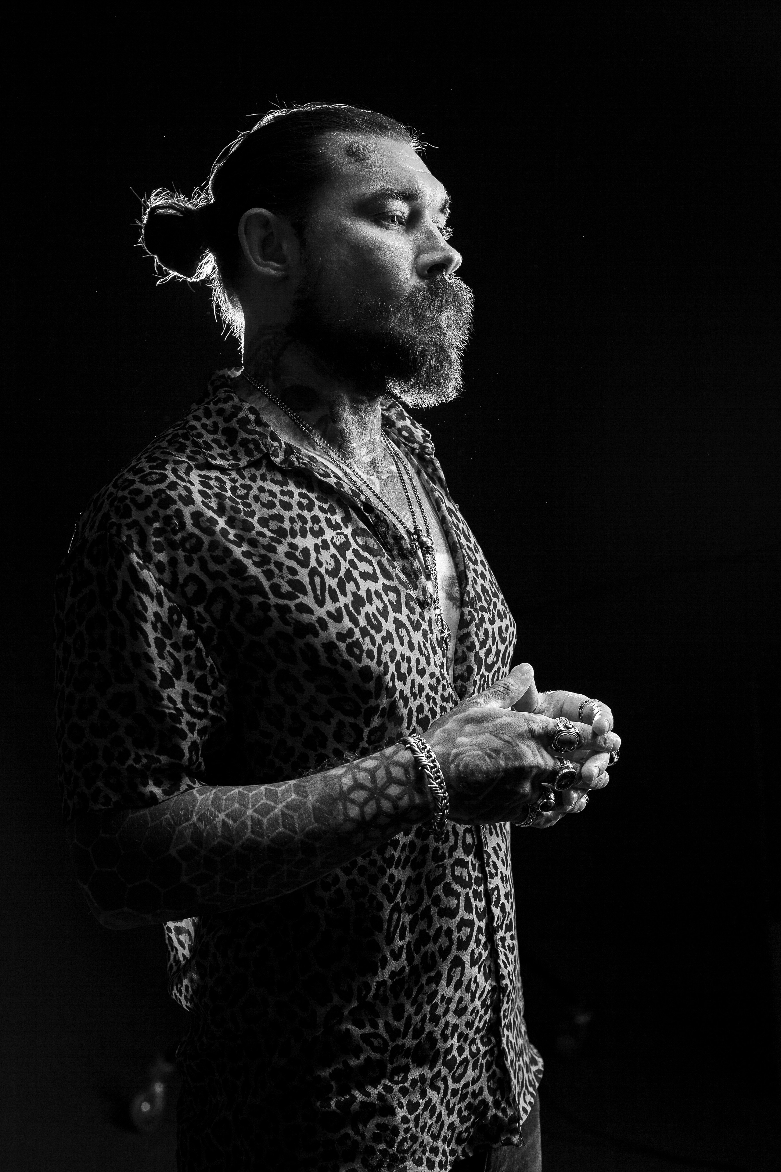 Сережа Ворон. Барбер. Психолог с фотоаппаратом Зимина Оксана