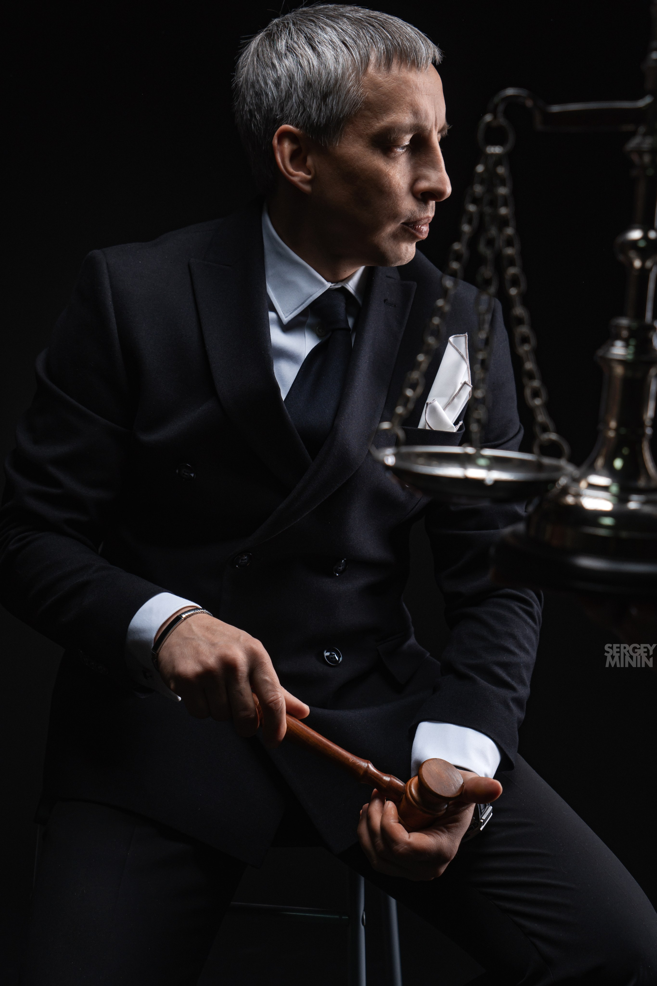 Деловые Портреты женщин и мужчин. Студийный и Рекламный Фотограф в Екатеринбурге Сергей Минин