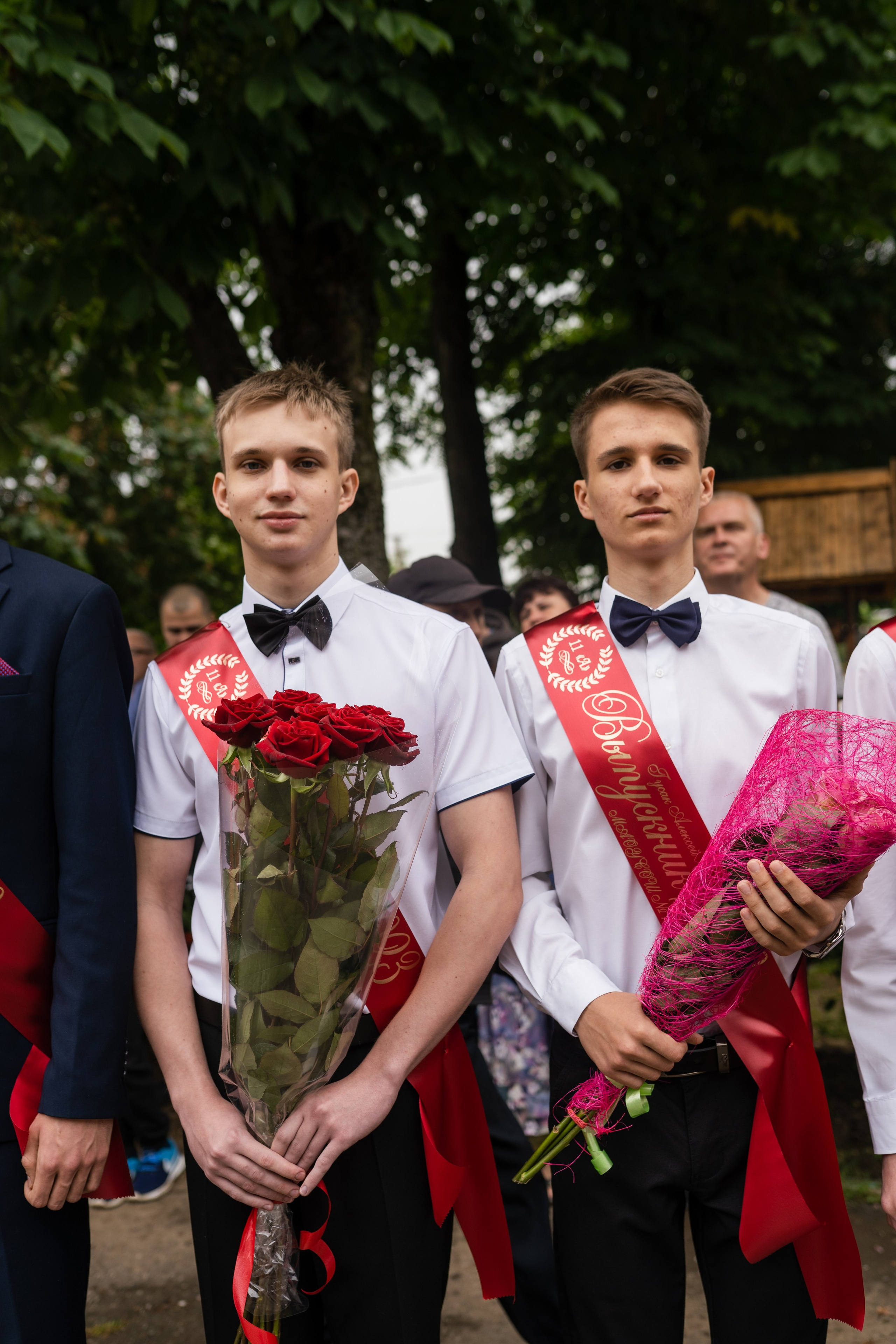 Последний звонок (СШ 77). Выпускные альбомы «Поколение» в городе Краснодар