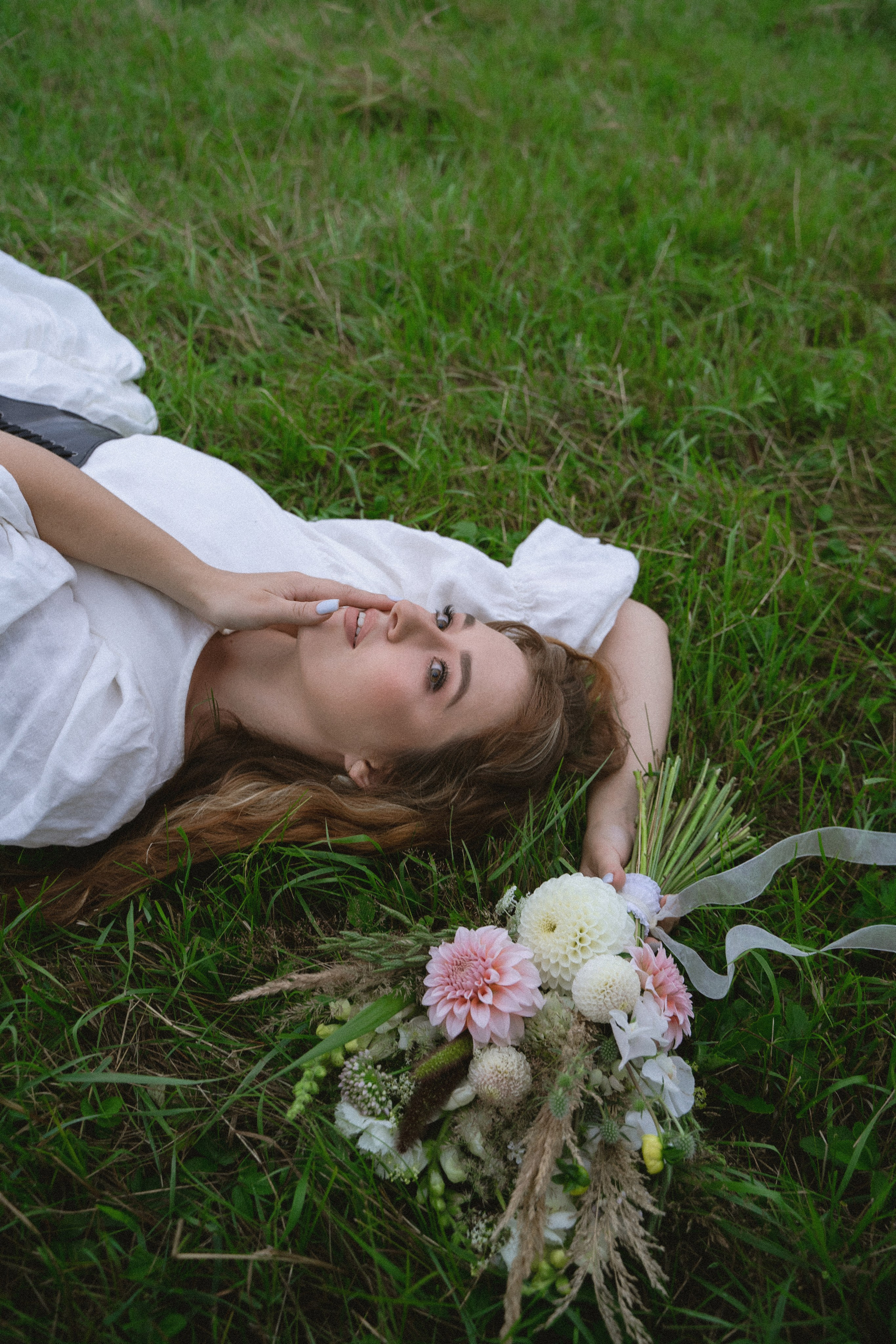 Фотосессия в поле для Александры. Фотограф Надежда Погребняк | Рязань | Москва