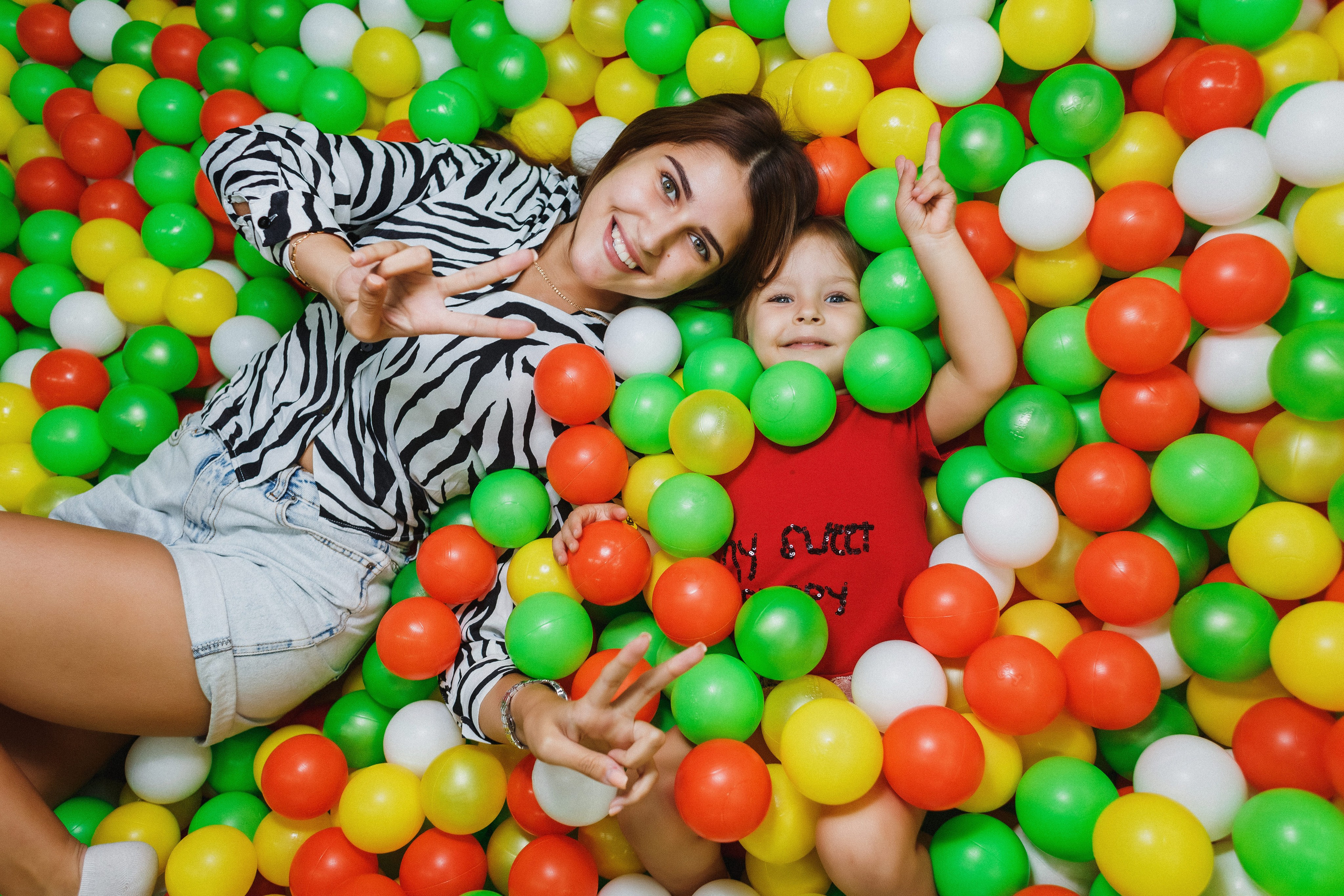 Волшебные моменты: детский праздник в игровой Клумба, Таганрог. Свадебный и семейный фотограф в Таганроге Бакарюк Антон