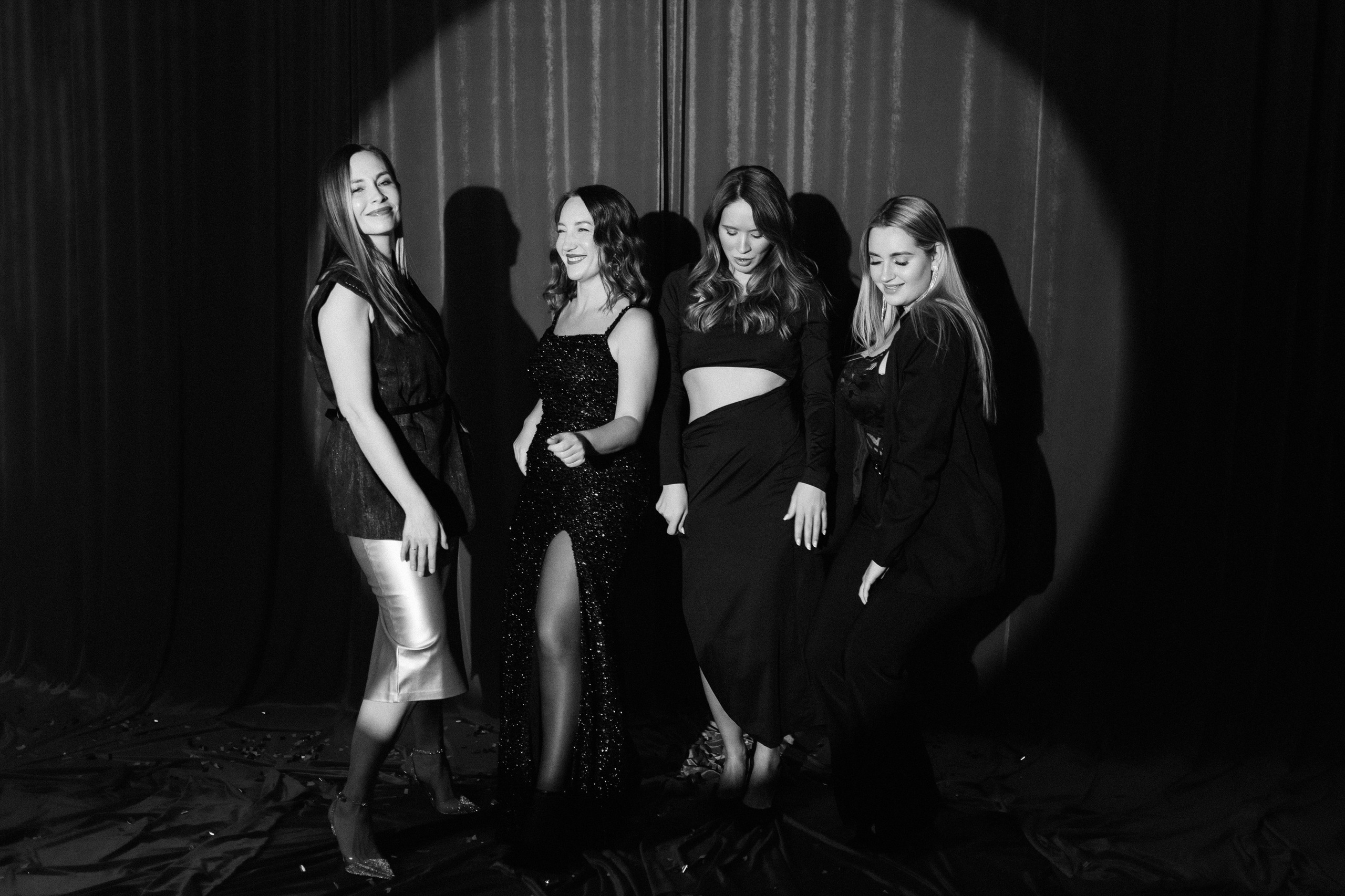 «ВЫХОД В СВЕТ». Maria Startseva Photo