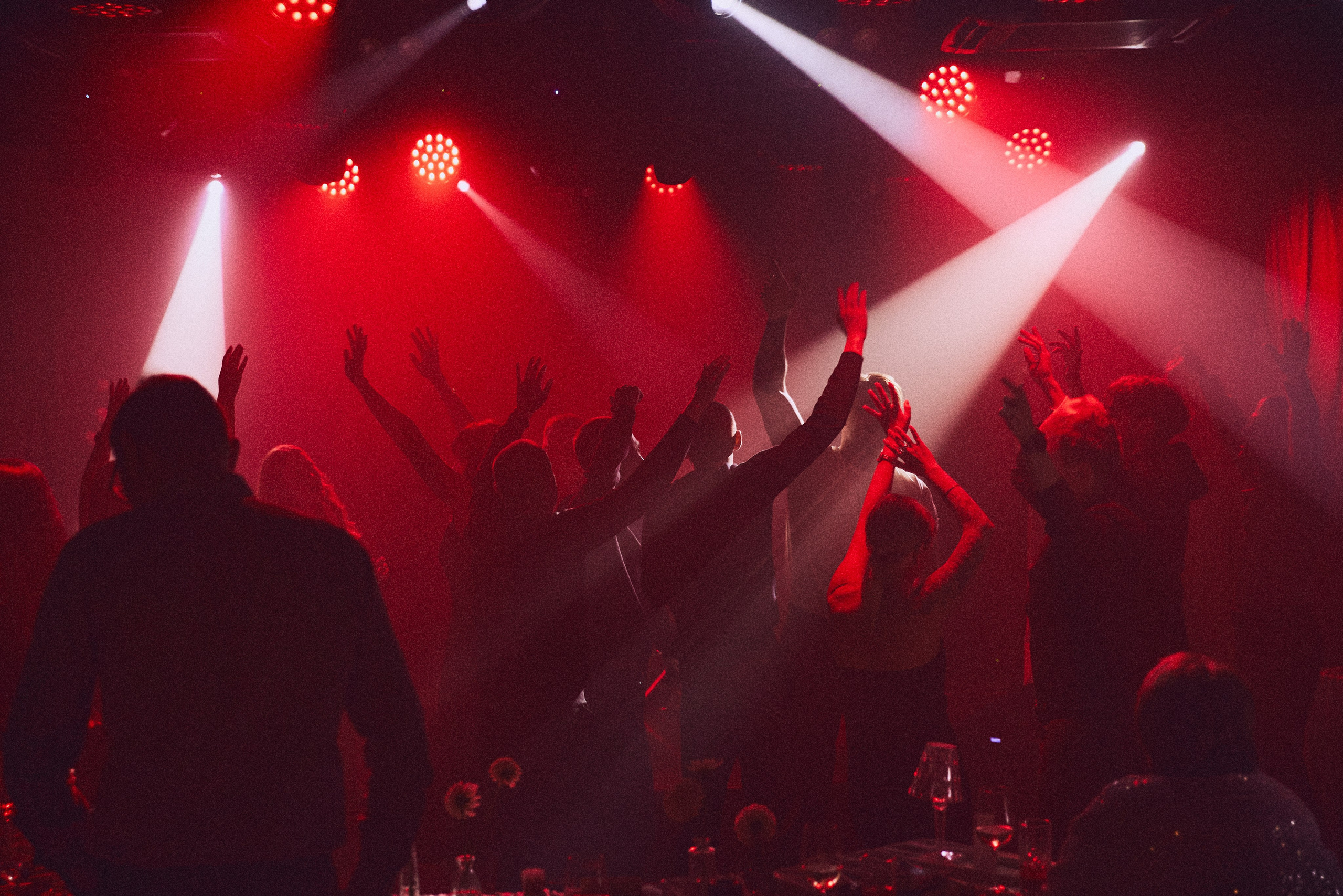 VIBE&VELVET. Дмитрий Мазуркевич: Профессиональный Репортажный Фотограф