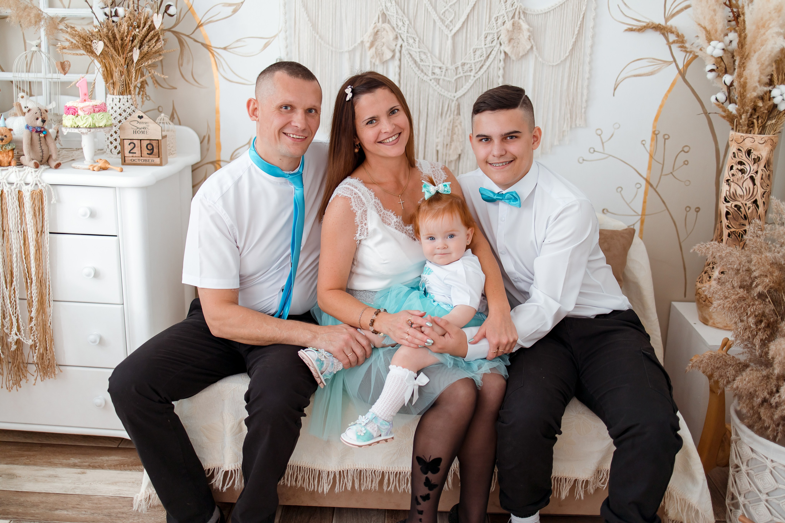 Ксения, 1 годик. Семейный и детский фотограф в Железногорске Саламахо Ольга