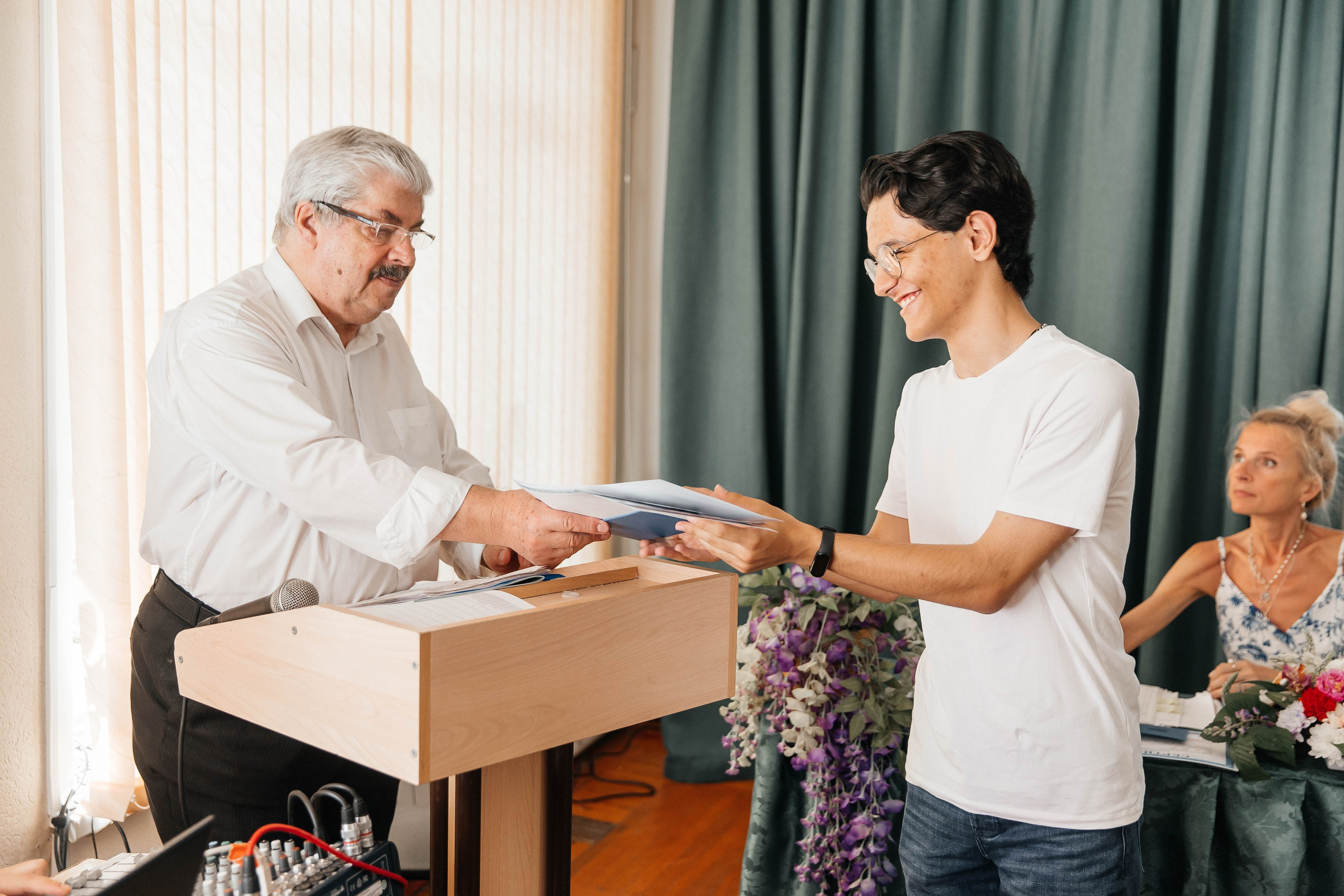 Гимназия Пеленг. _Carpe diem_