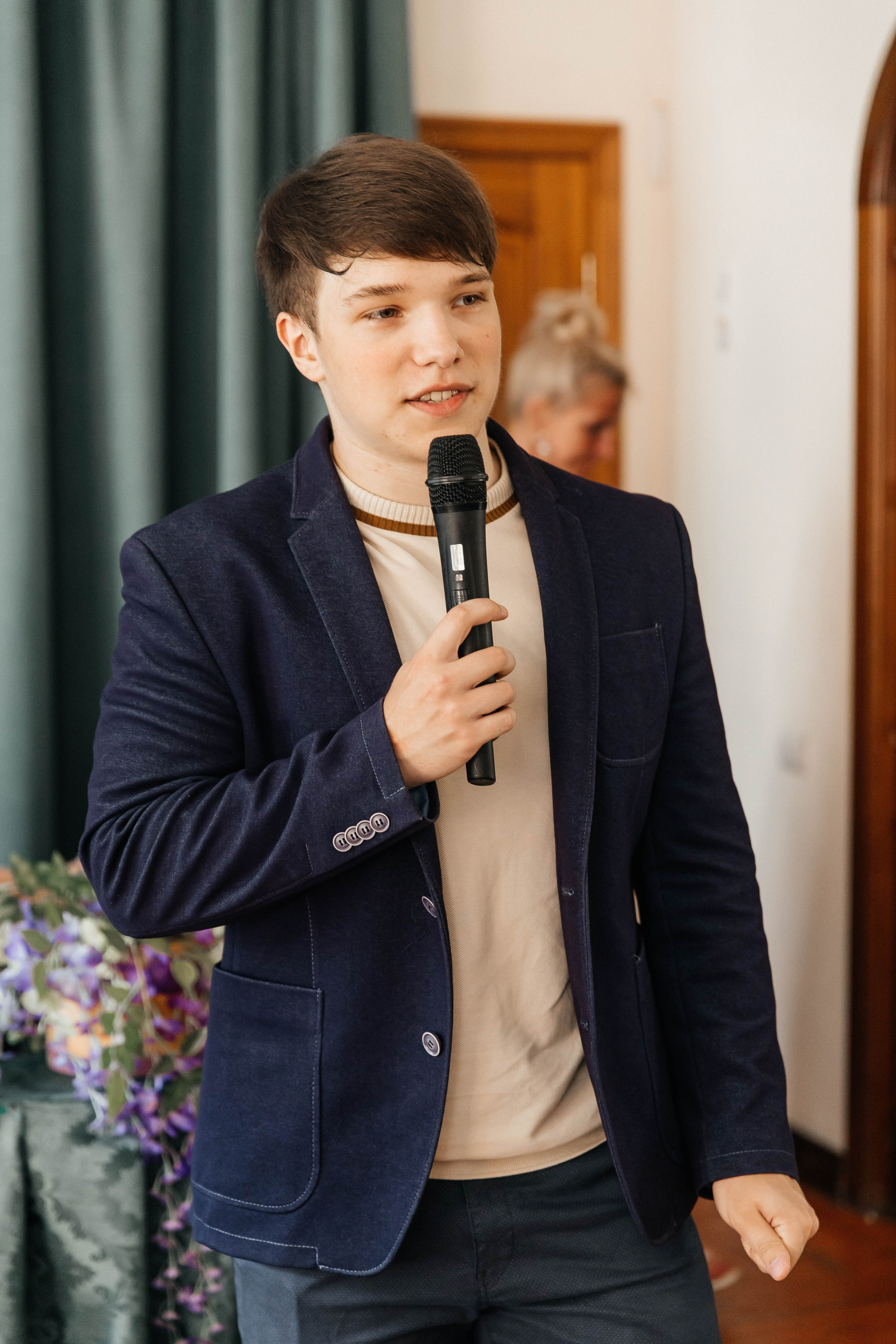 Гимназия Пеленг. _Carpe diem_