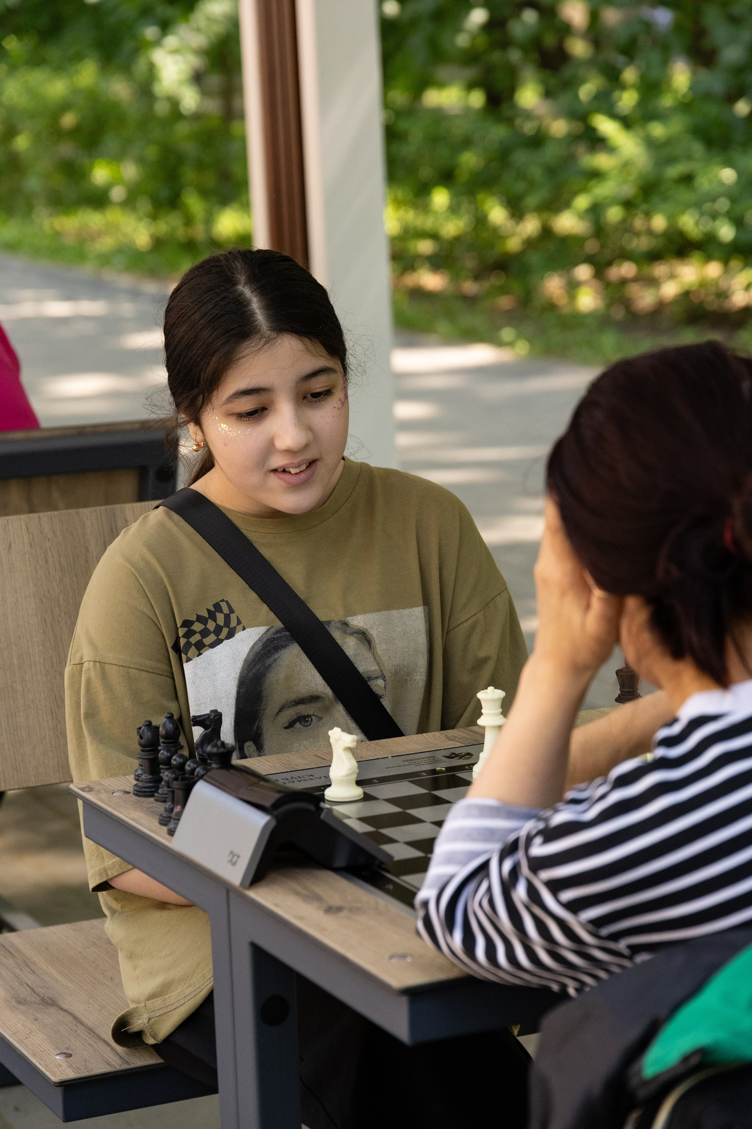 1 июня. День защиты детей и Фестиваль МногоЮность. Выпускные фотоальбомы в Москве и Московской области