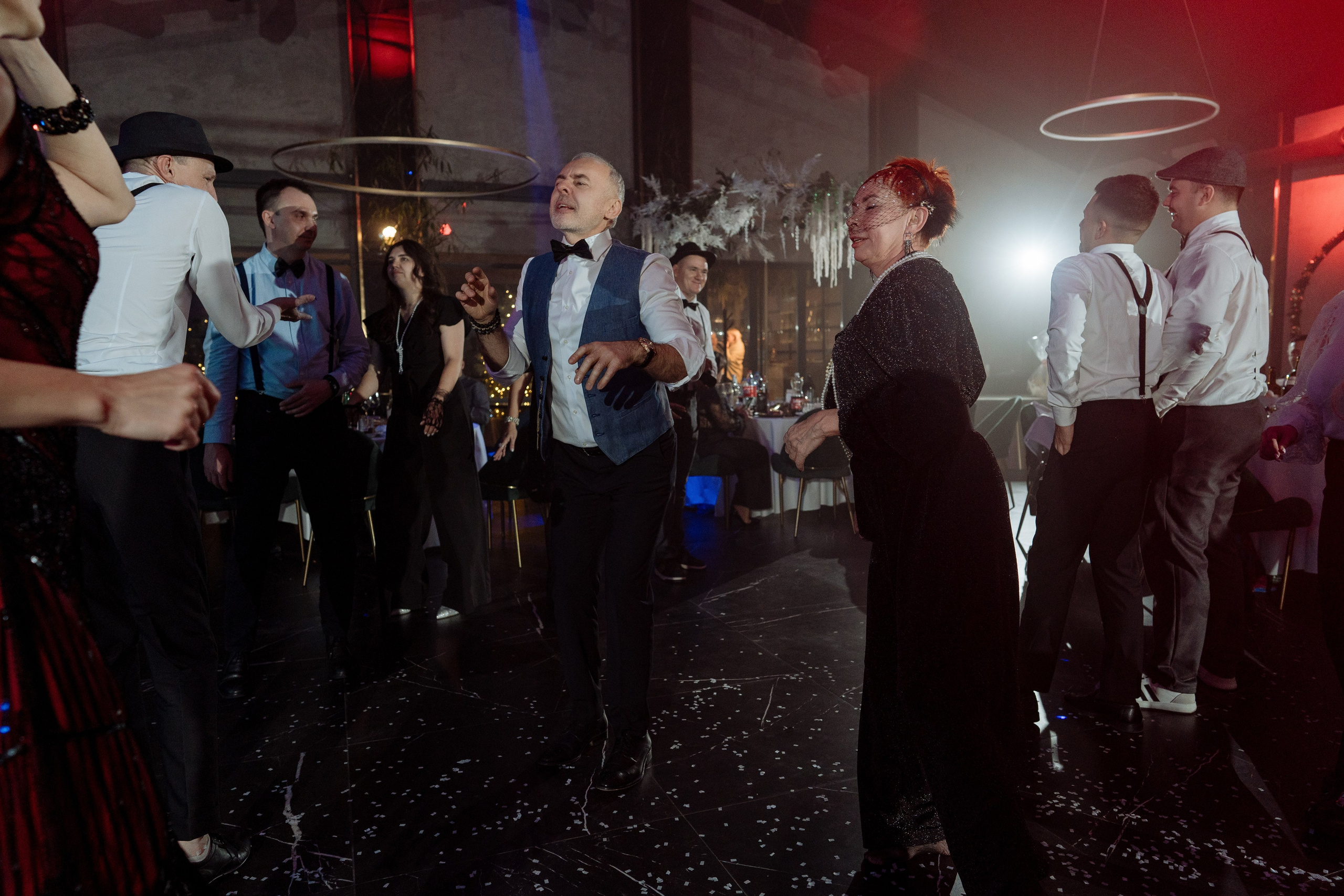 Альбион Тур