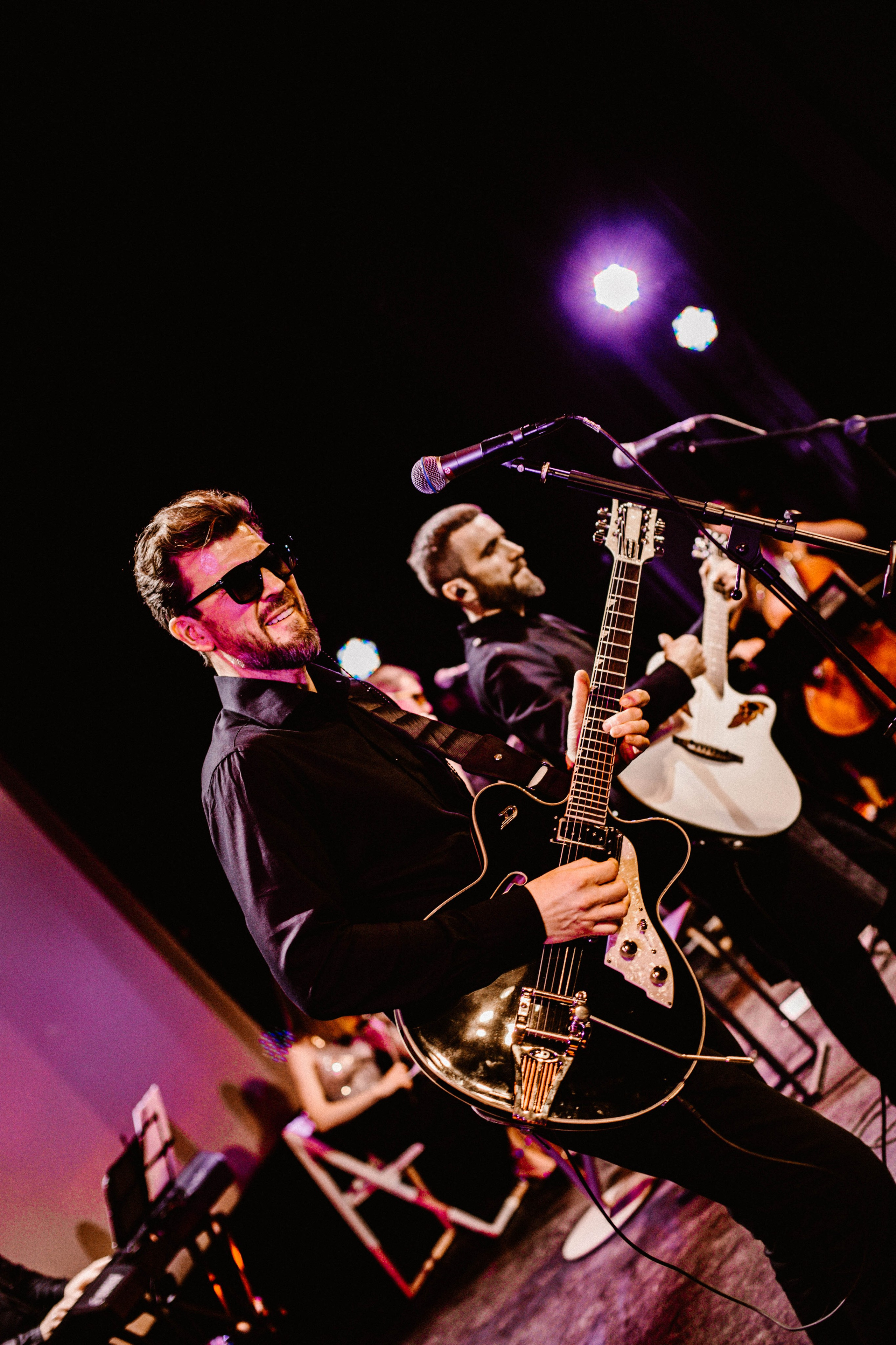 Рекорд. Герои нашего времени со струнным оркестром. Фотограф в Нижнем Новгороде