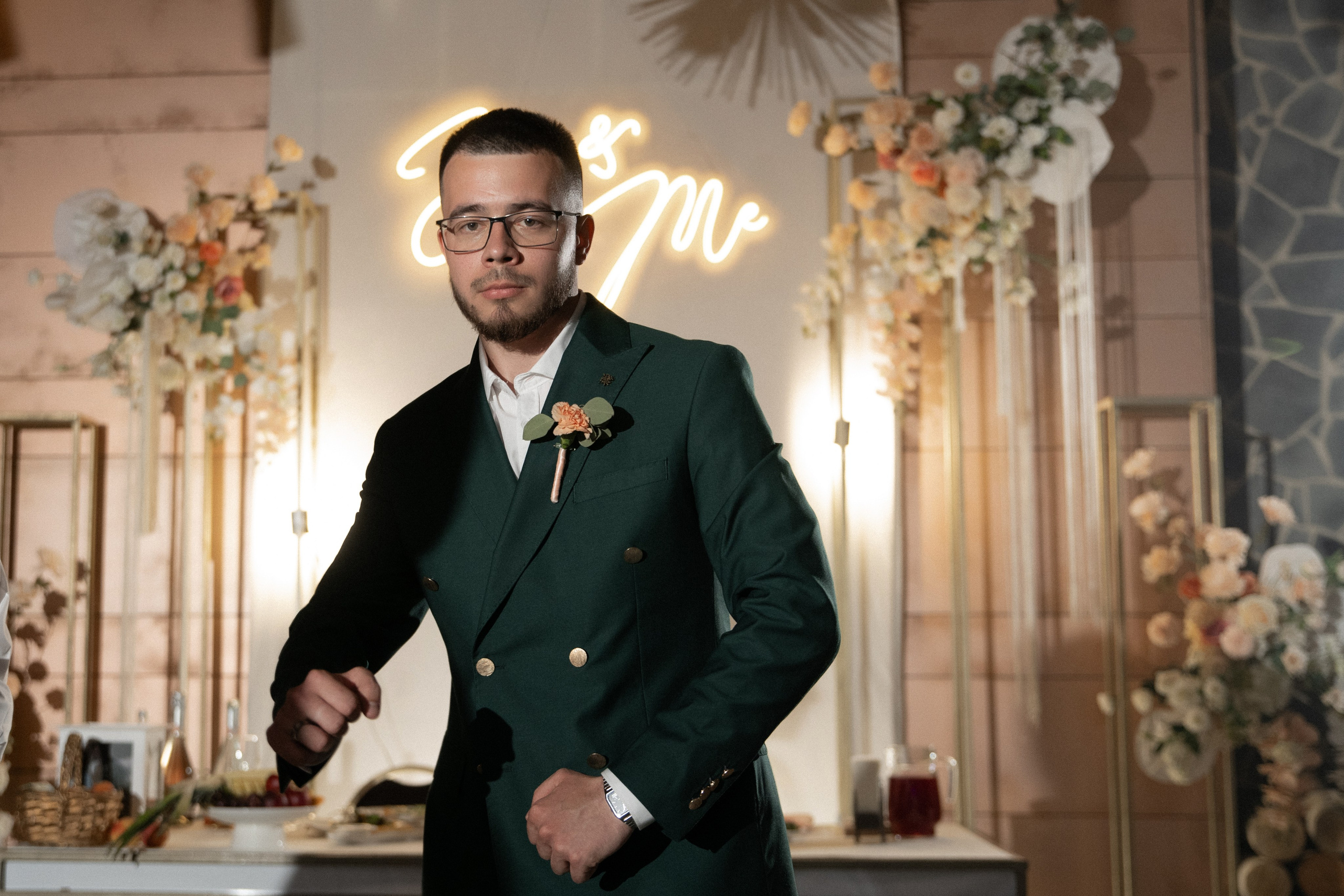 Свадебное торжество в ресторане «За Поводом». Ярослава Ерина — свадебный фотограф в Москве