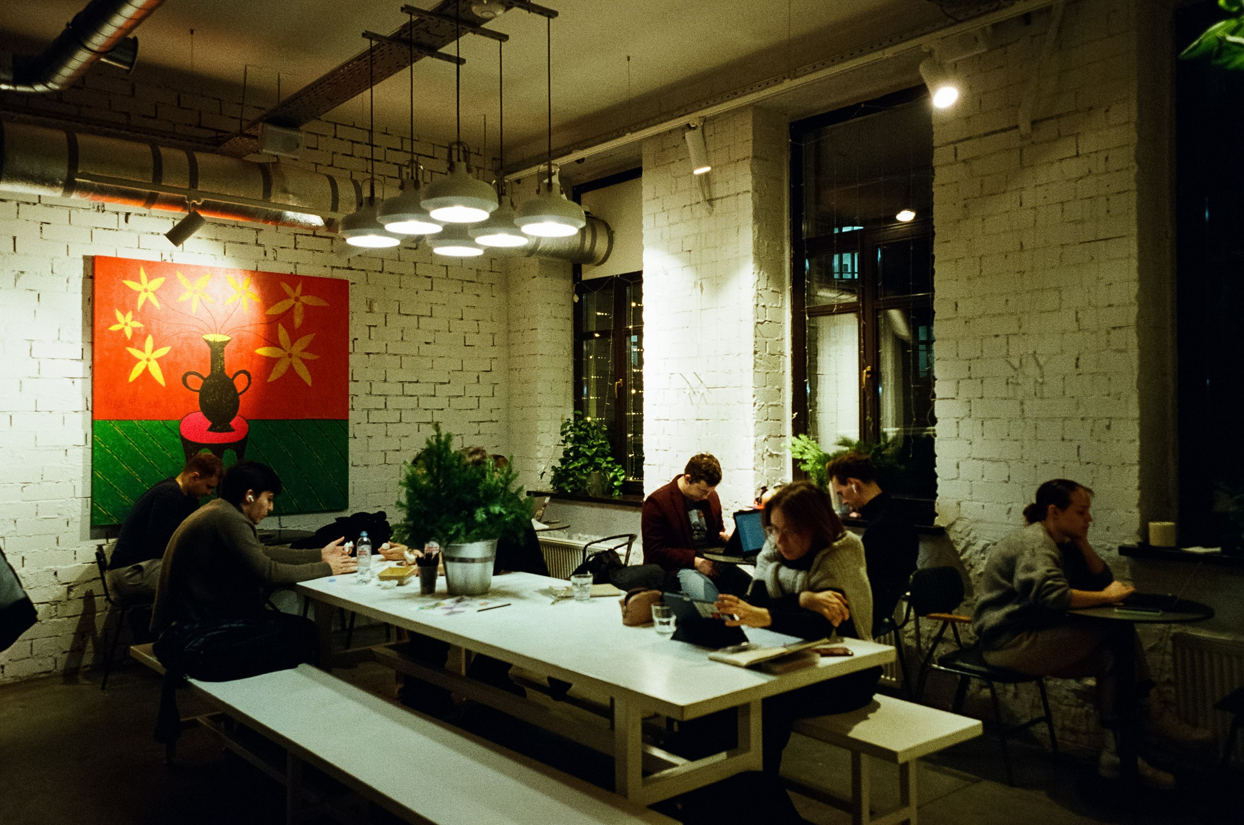 Театральные премьеры. Игры во флигеле. Фотограф-документалист Мария Осокина