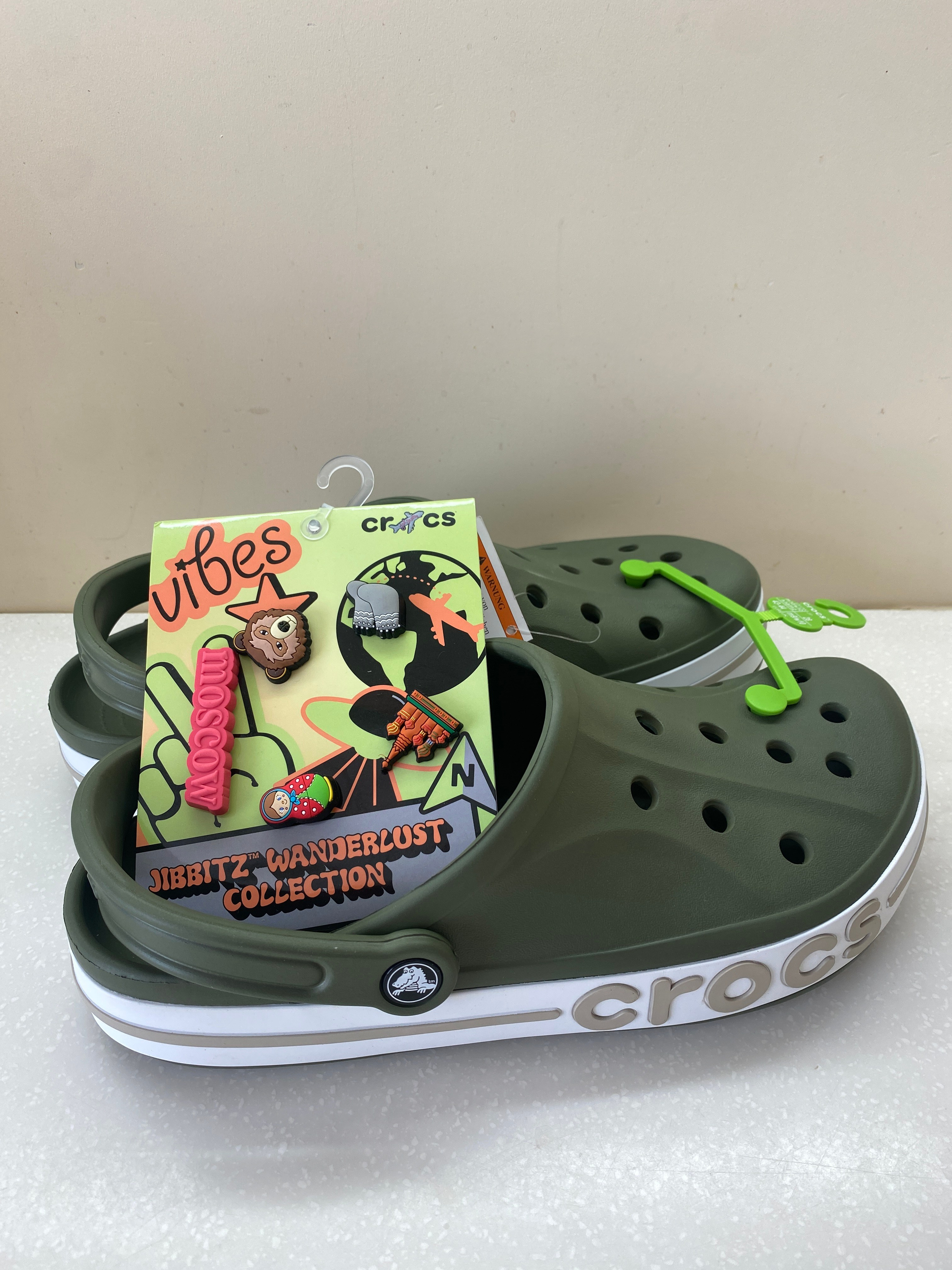 Birkenstock и Crocs. Ваш байер во Франции