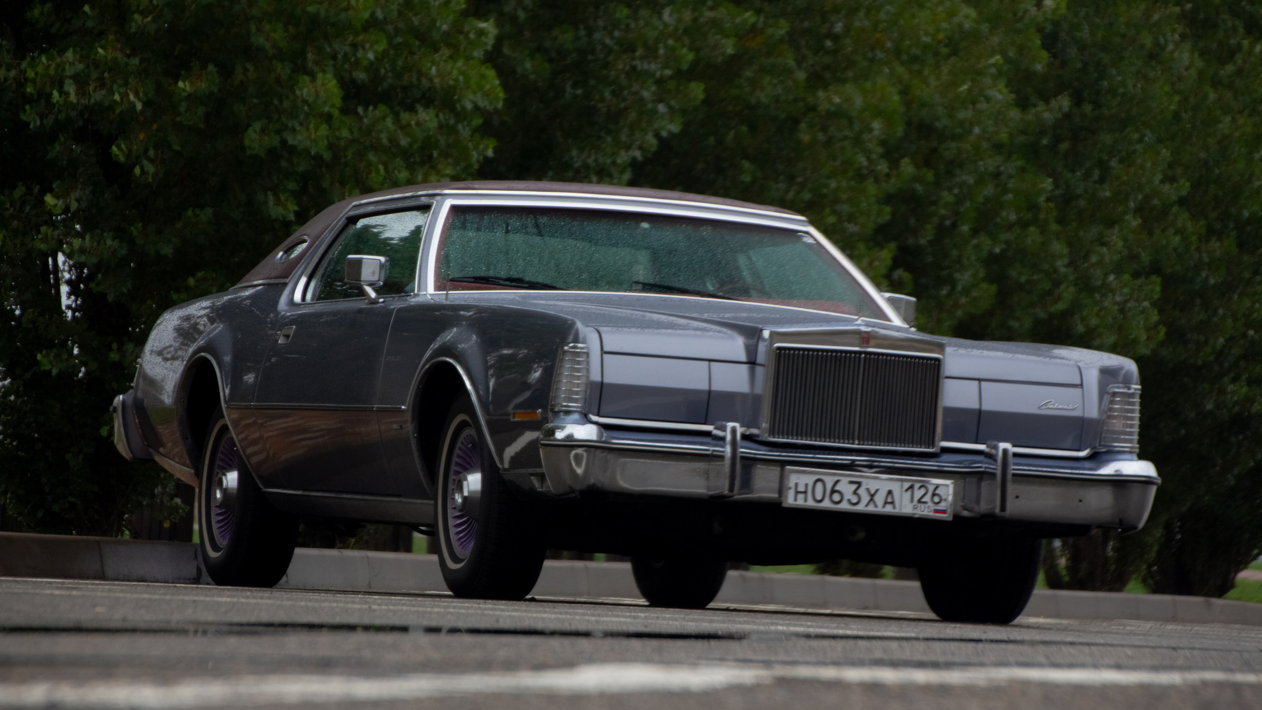 Фото Lincoln Continental Mark IV — купе американской классики