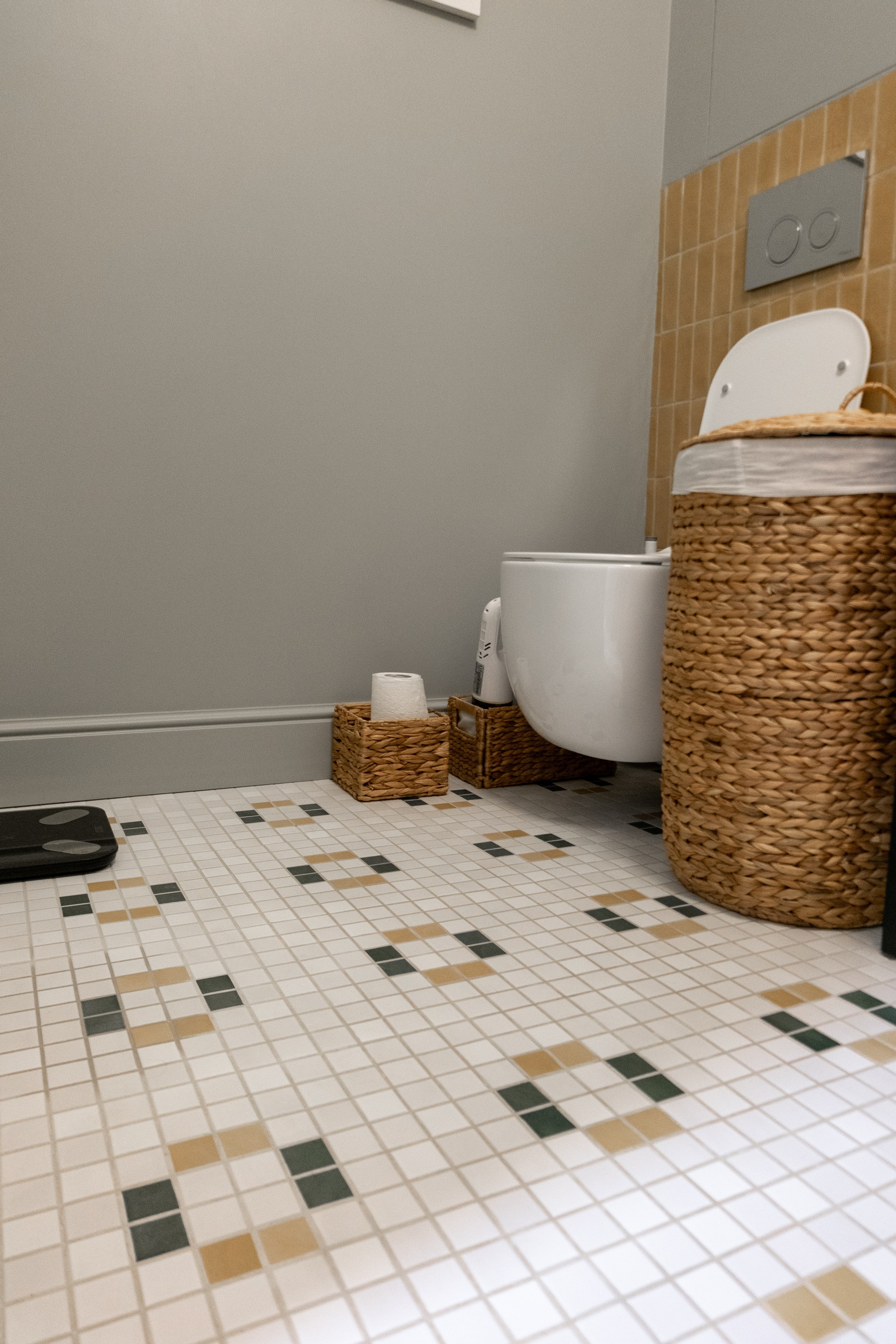 Новопесчаная. Lalich