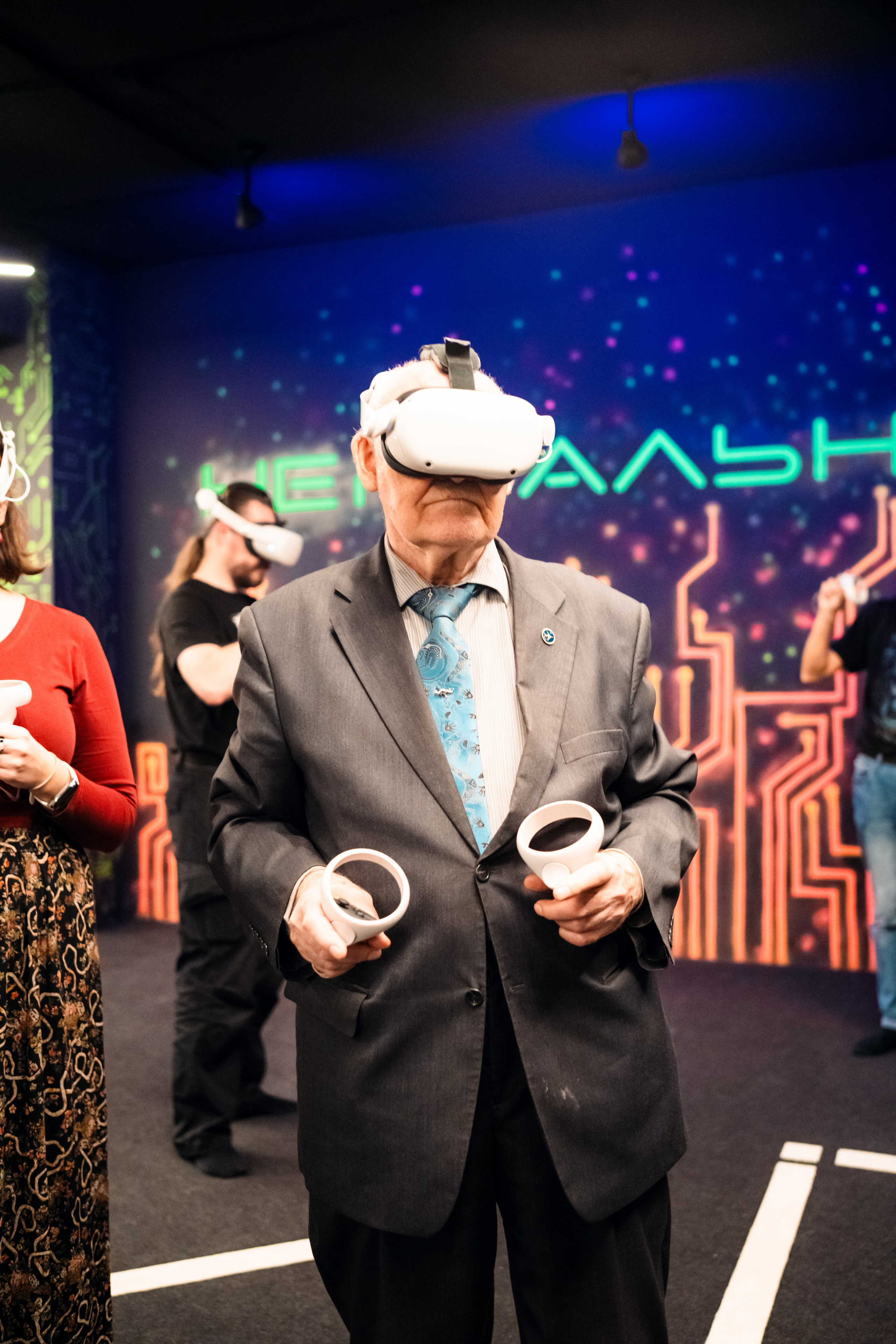 VR (November-December 2024). Felixtones