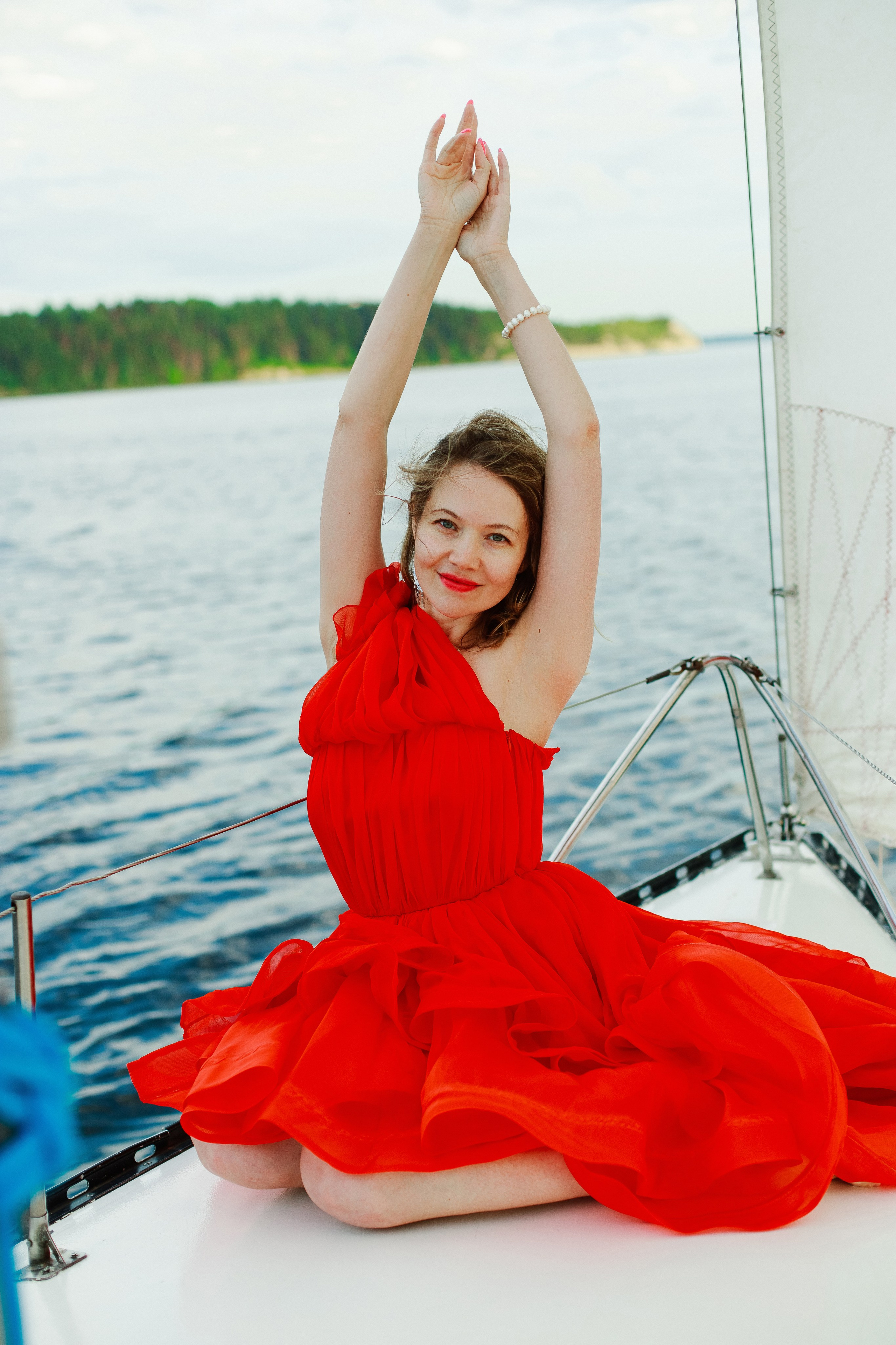 Фотосессия на яхте. Контентный фотограф в Перми Натали Кытманова